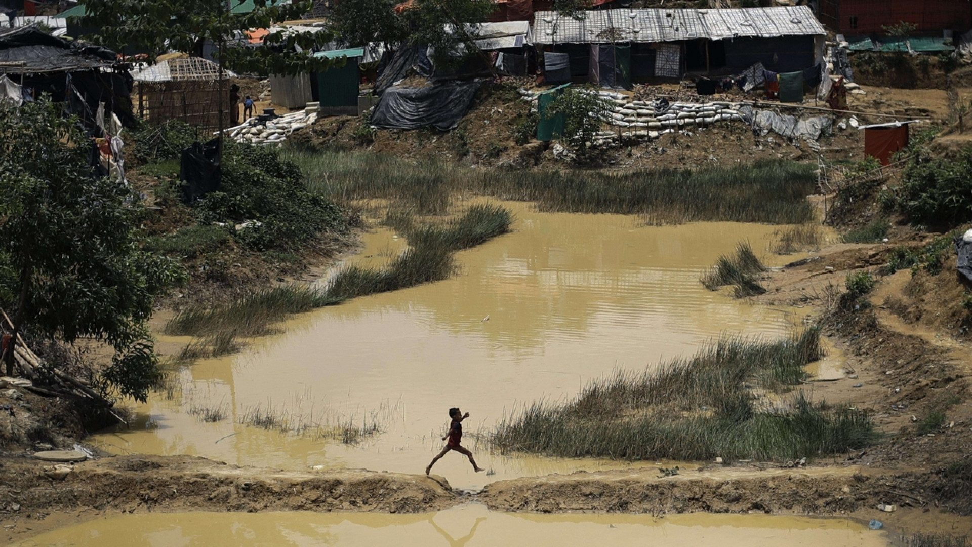 Immagine di Finisce nel fango la speranza dei Rohingya