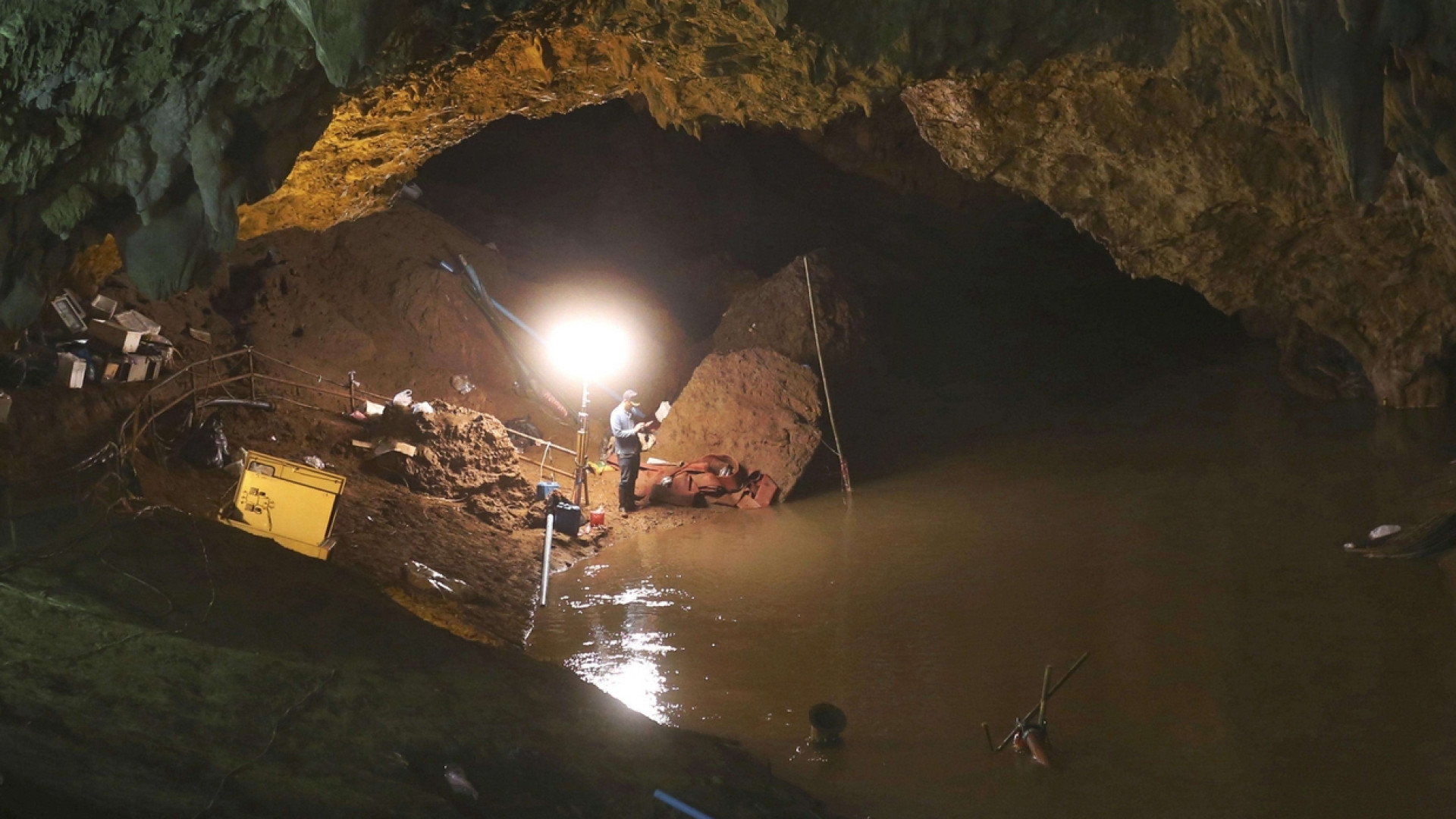 Immagine di Serviranno mesi per far uscire i 12 ragazzi dalla grotta / VIDEO