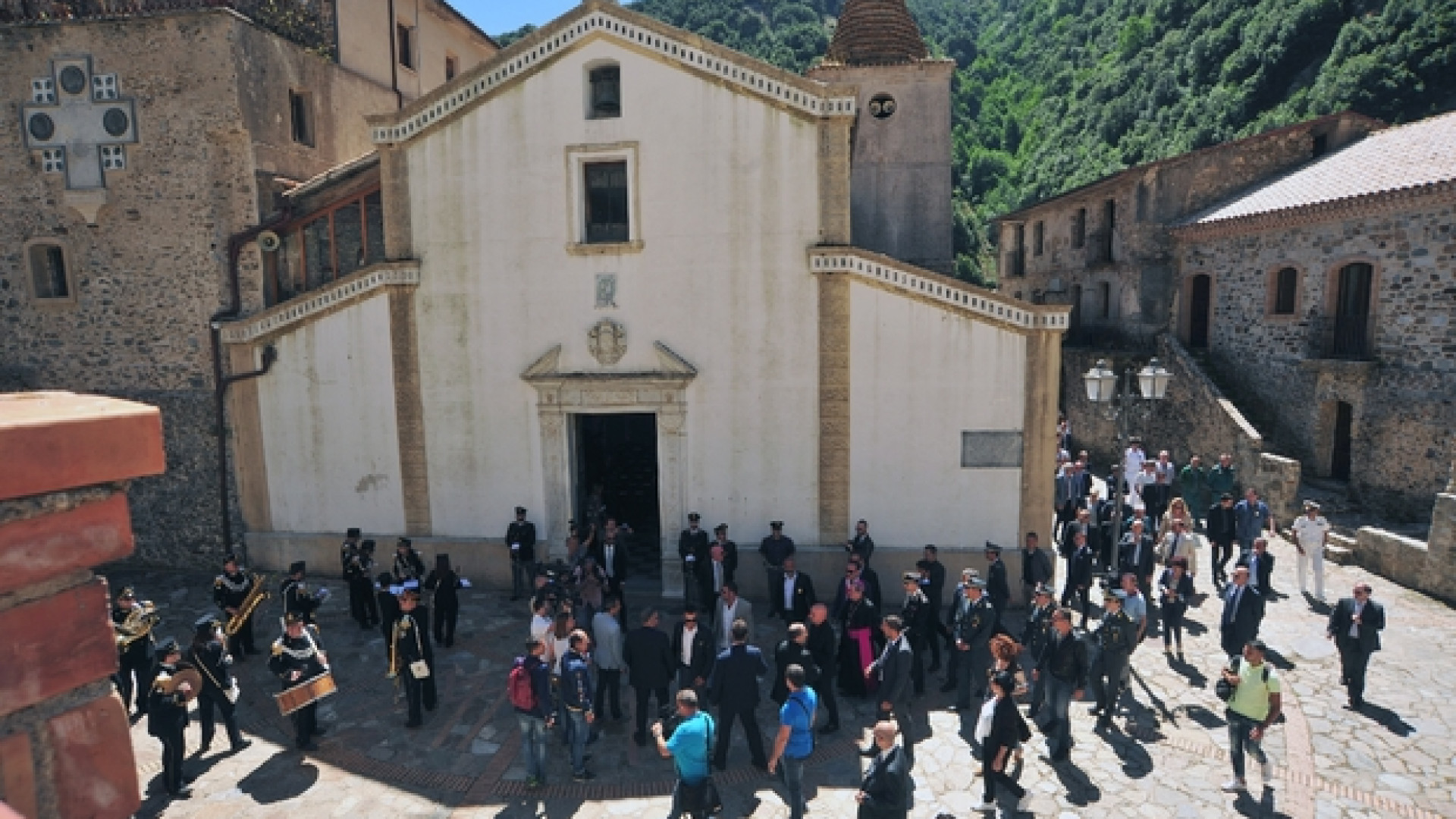 Immagine di Il vescovo: «Gli uomini della 'ndrangheta non meritano sconti di pena»