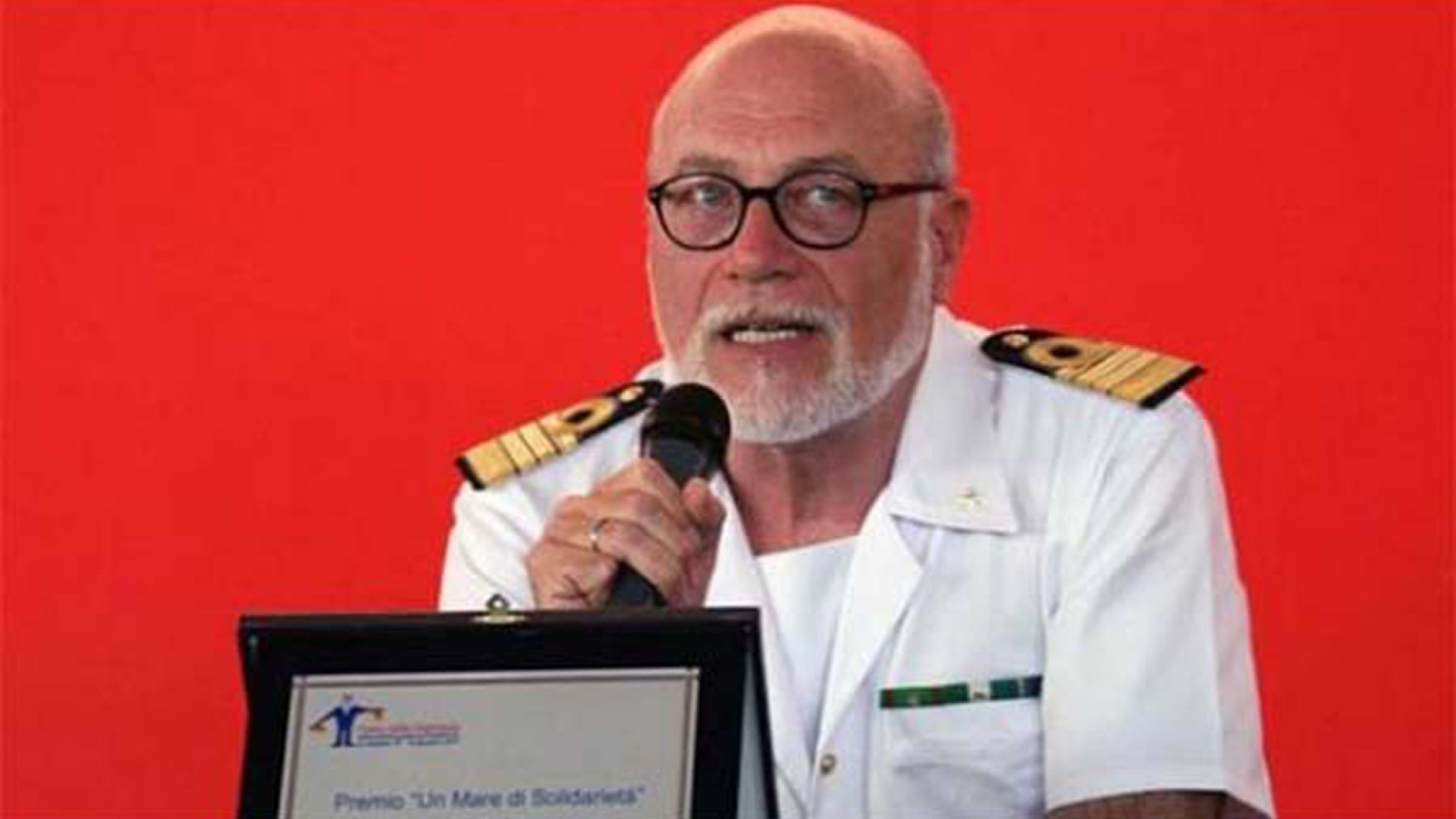 Immagine di L'ammiraglio Alessandro: «Ora c’è il rischio di grandi naufragi»