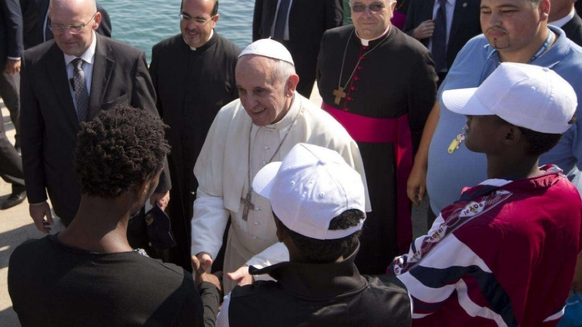 Immagine di Il Papa: si agisca con prontezza per evitare i naufragi di migranti