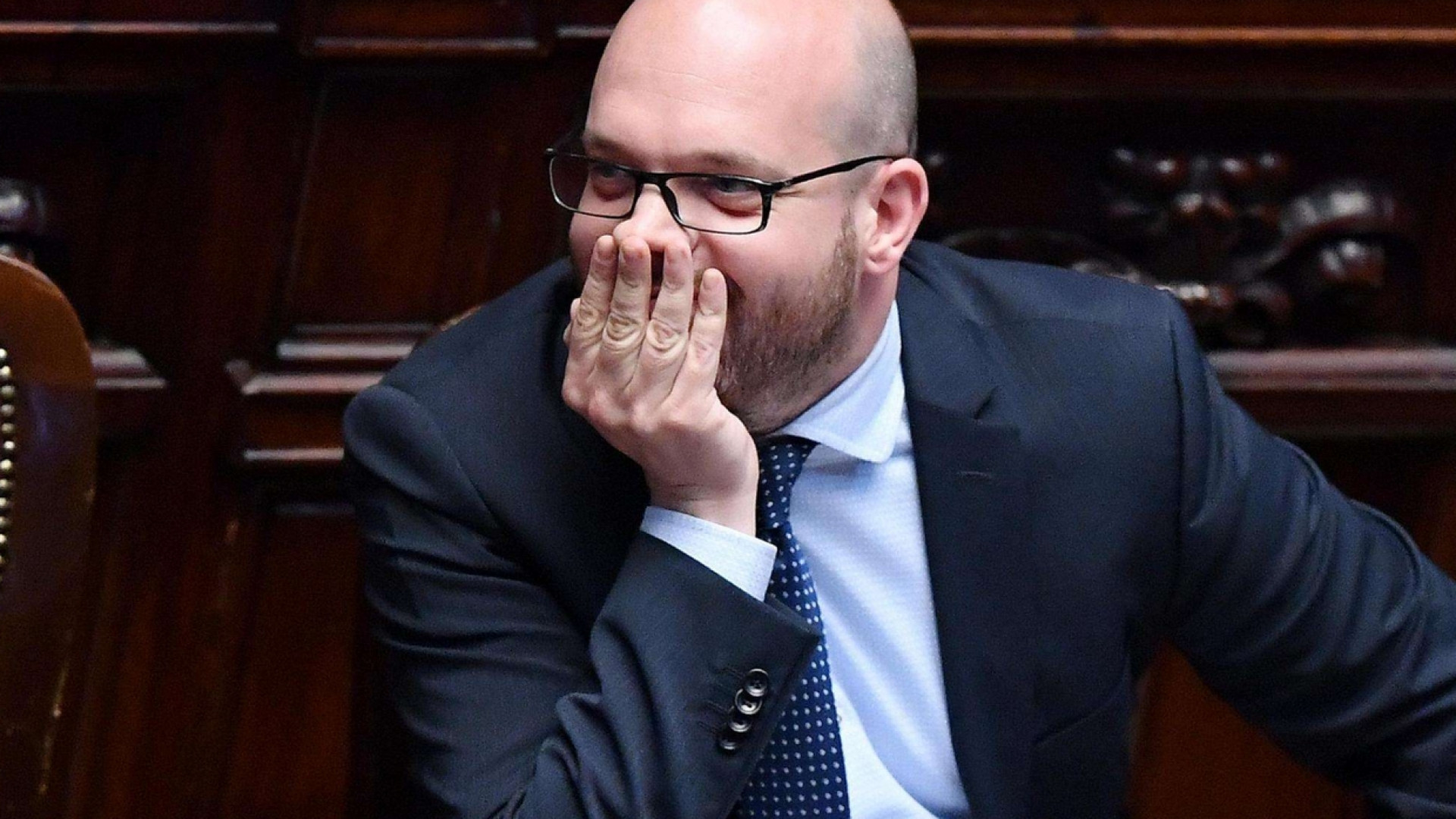 Immagine di Fontana: contrasto all'utero in affitto, no a registrazione dei figli