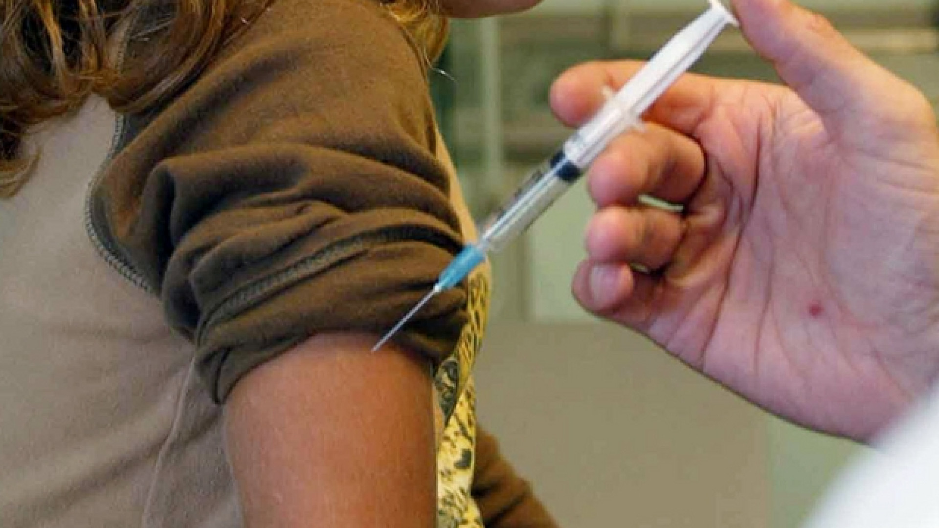 Immagine di Vaccini, l'obbligo per la scuola slitta al 2019