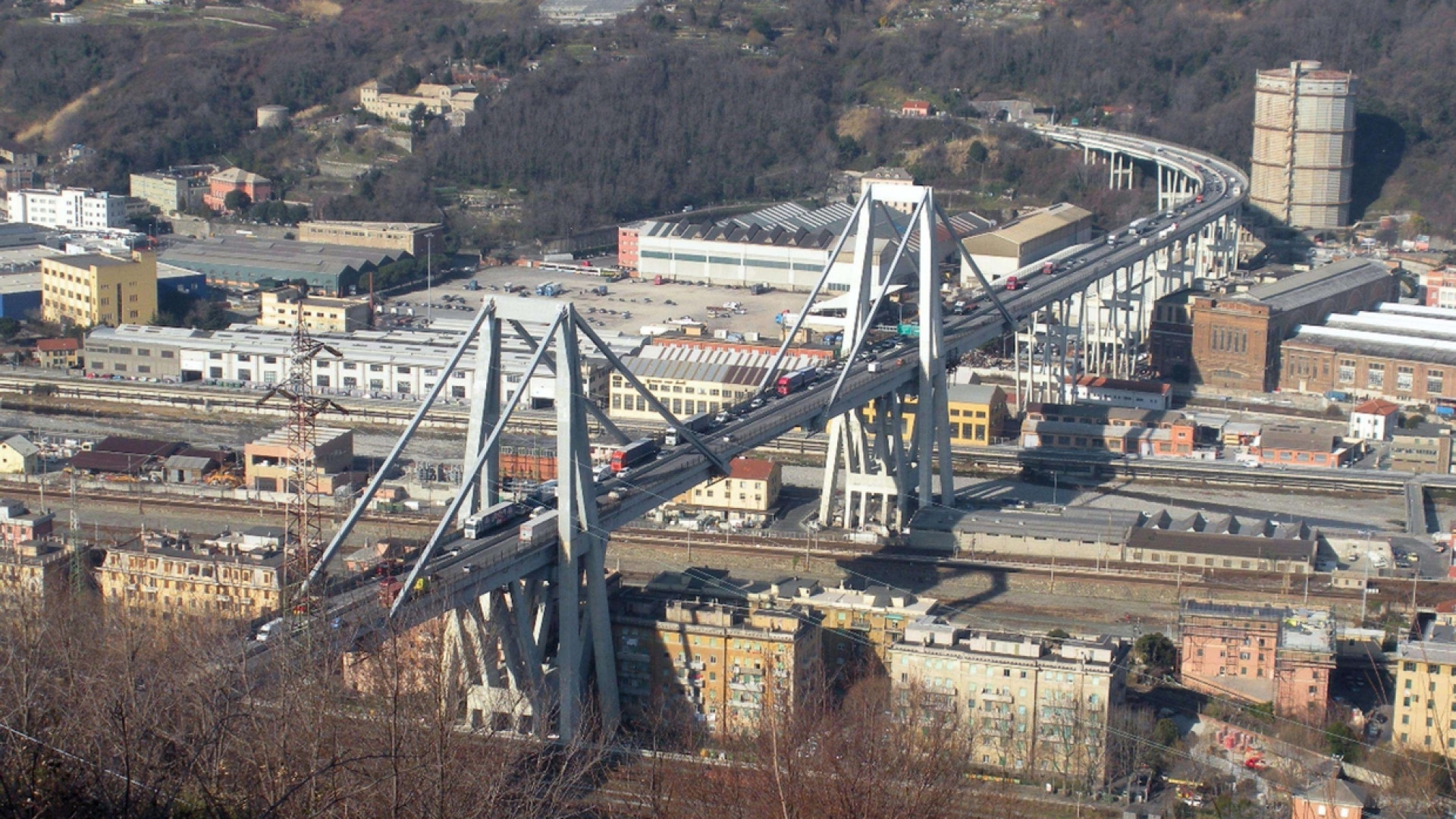 Immagine di Il «Ponte di Brooklyn»: per noi genovesi indispensabile e inquietante