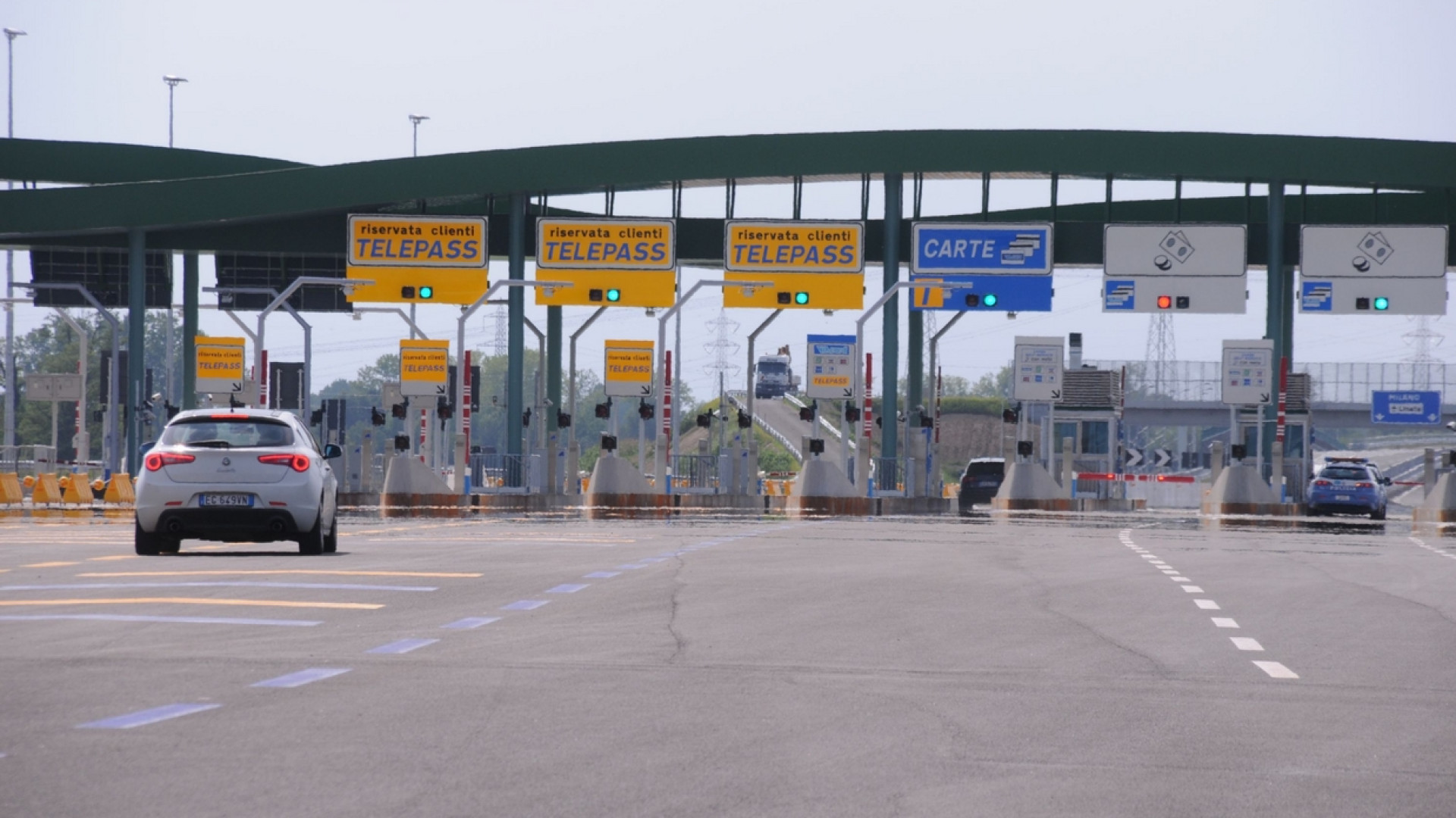 Immagine di Concessioni autostradali: chi paga, e chi guadagna, con i pedaggi