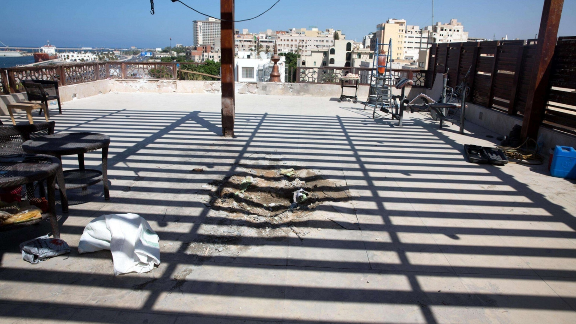 Immagine di Si combatte a Tripoli, le milizie in guerra. «La Francia ha responsabilità»