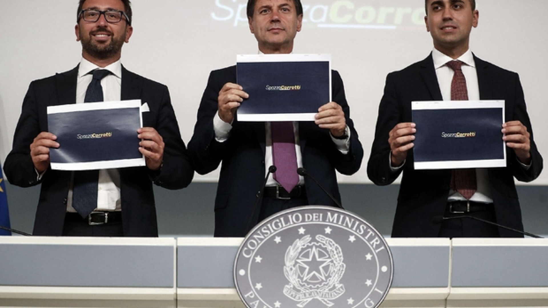 Immagine di Ecco il ddl anti-corrotti: «Non ve la caverete più»