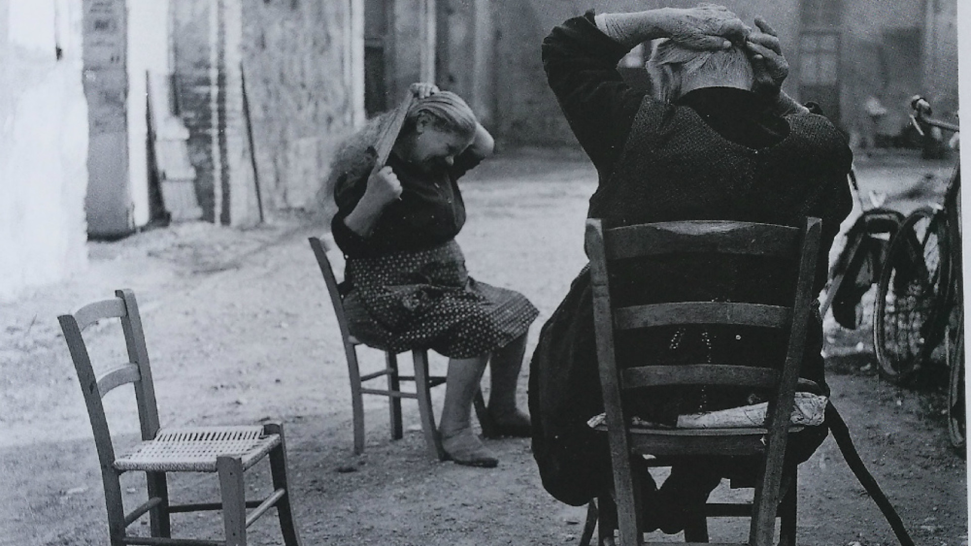 Immagine di Le donne di Piadena: l’omaggio di Morandi