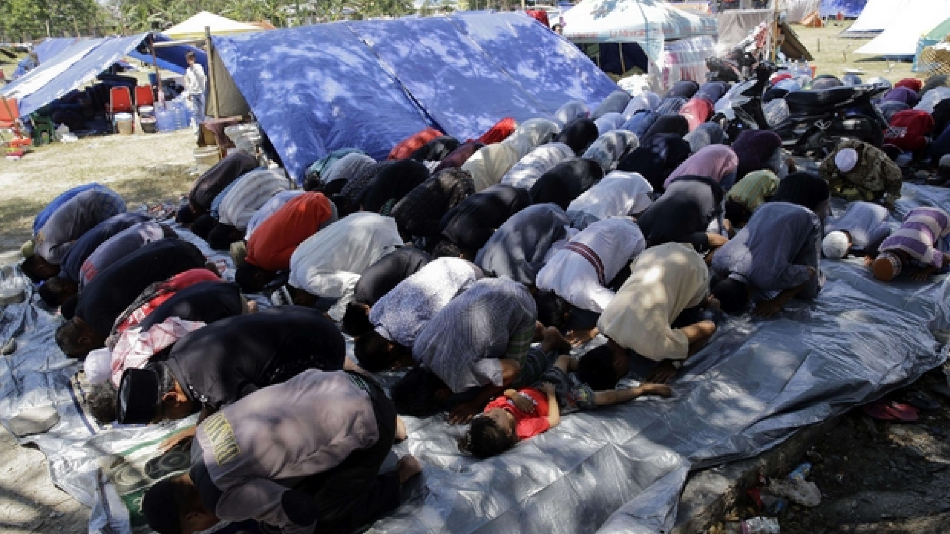 Immagine di Oltre 1.500 le vittime dello tsunami, ancora «mille i dispersi»
