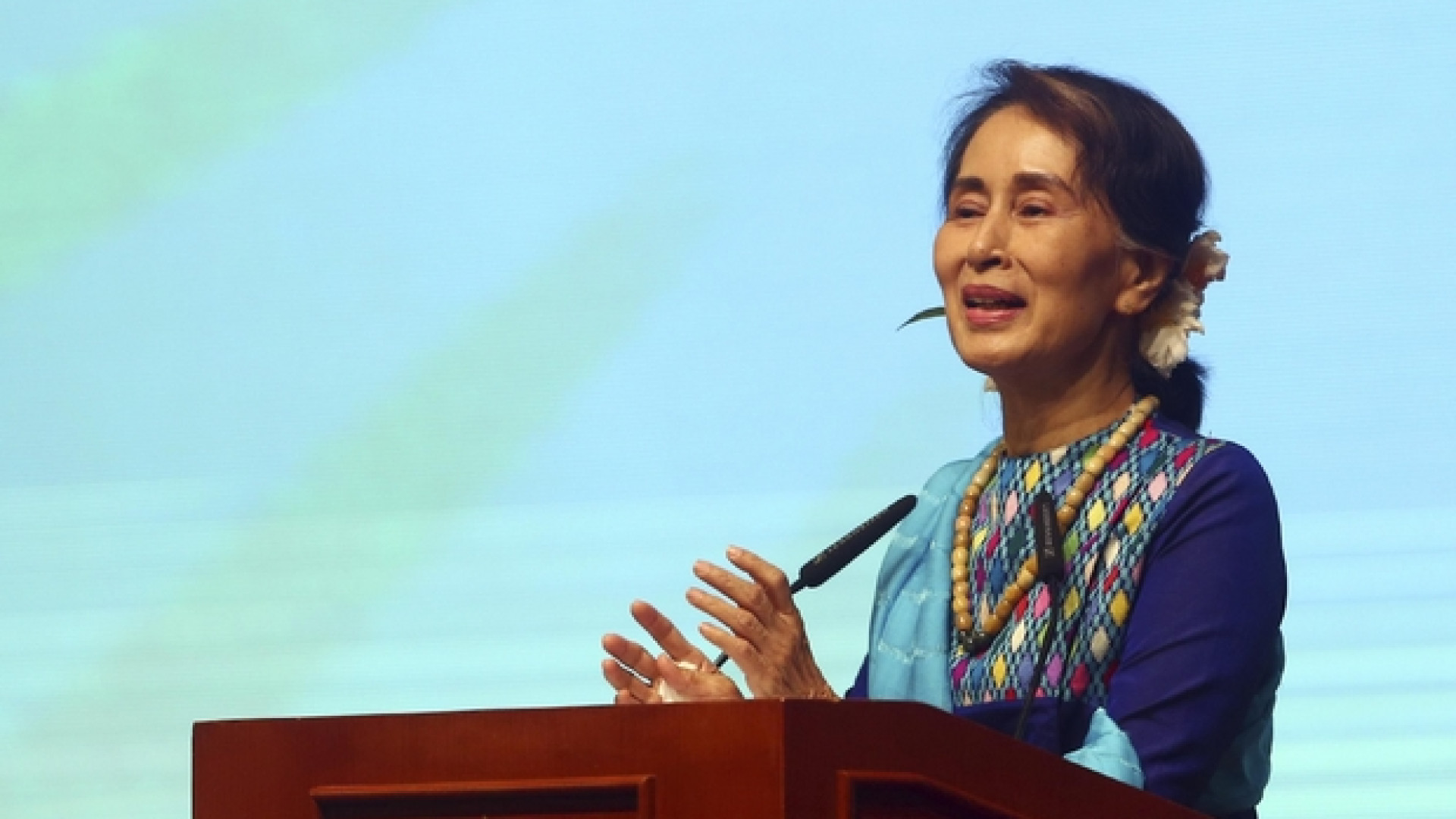 Immagine di Il Canada revoca la cittadinanza onoraria alla Nobel Aung San Suu Kyi