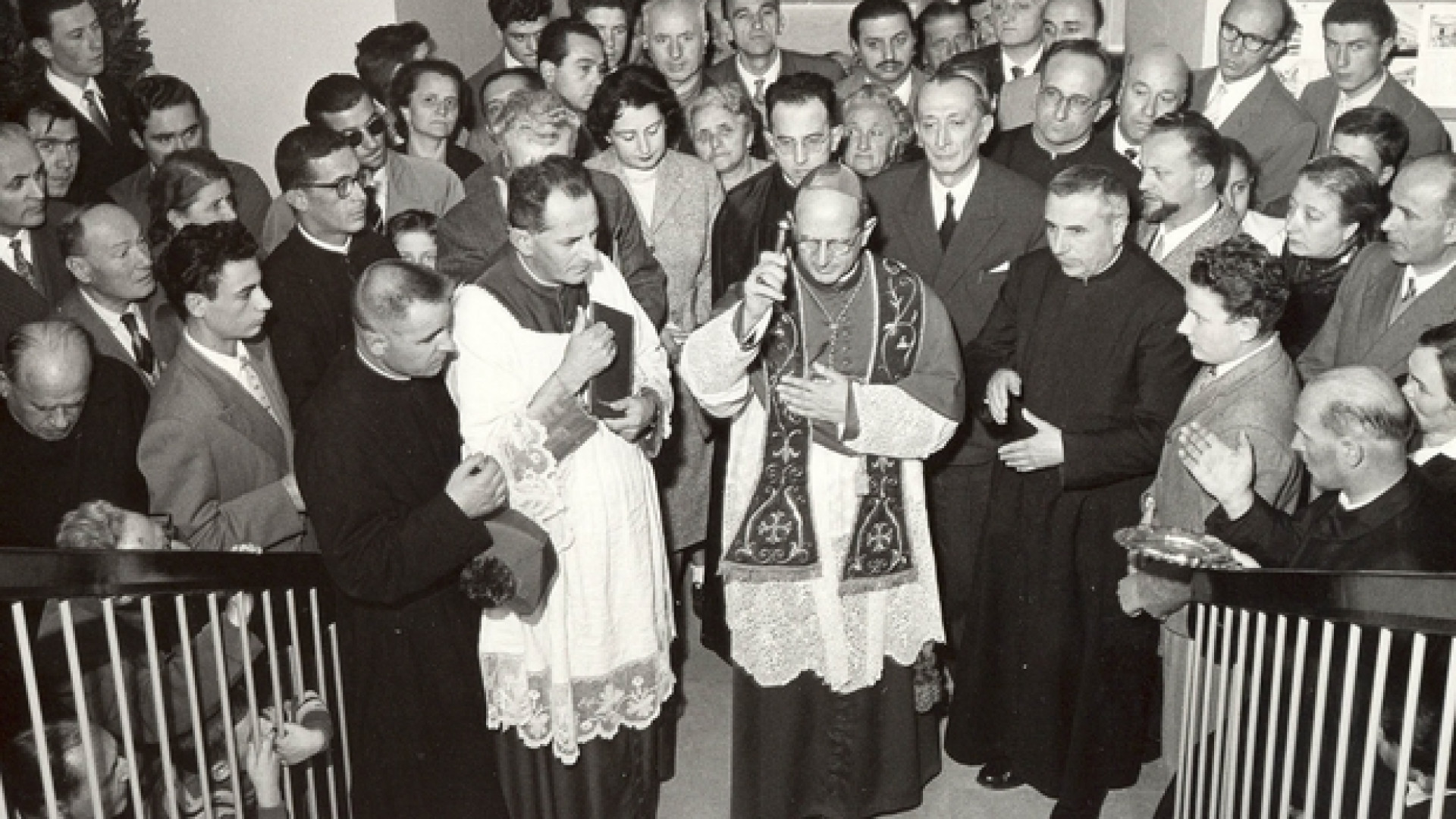 Immagine di Montini il Papa santo che a Milano capì l'Italia
