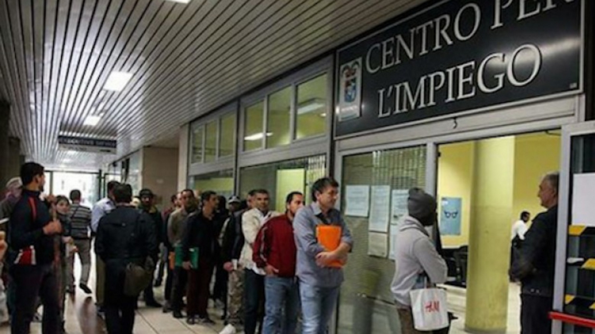 Immagine di Reddito di cittadinanza: perché potenziare i Centri per l'impiego non basterà