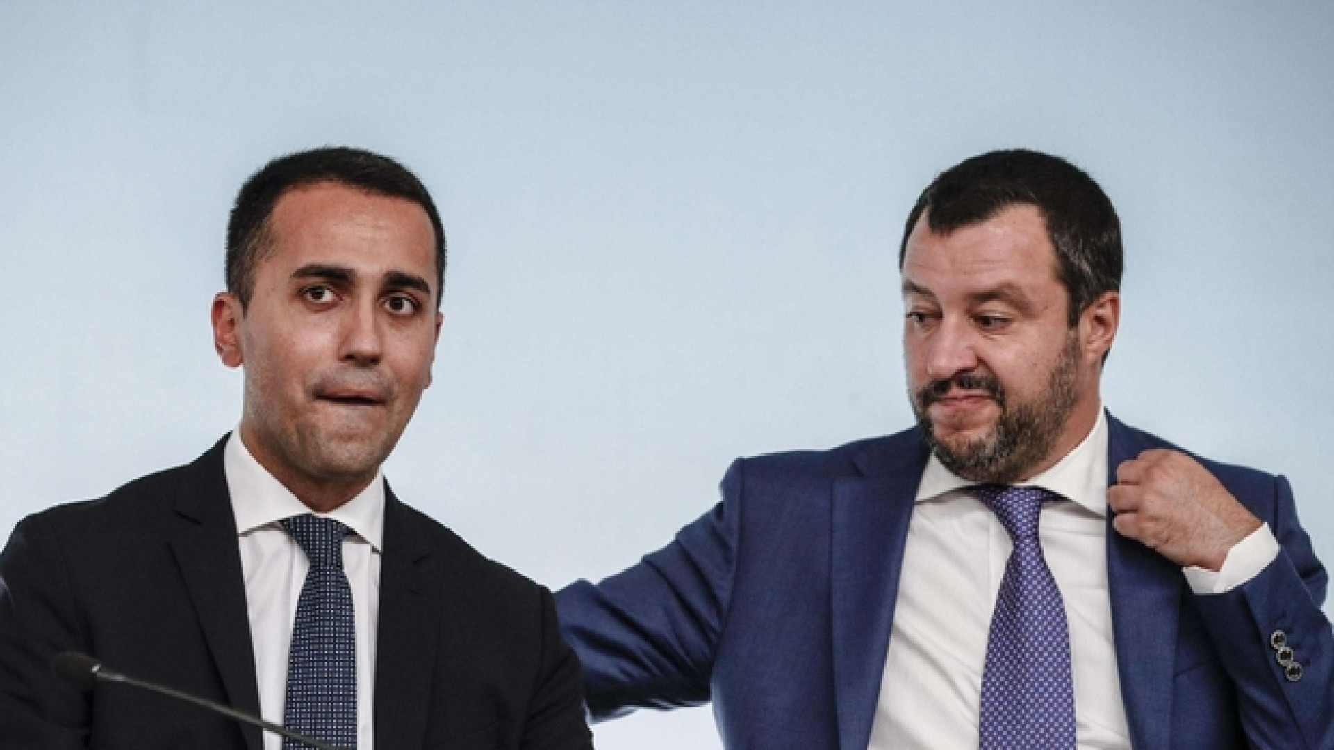 Immagine di Salvini furibondo con Di Maio: «Nessuna manina, lui era lì con Conte»