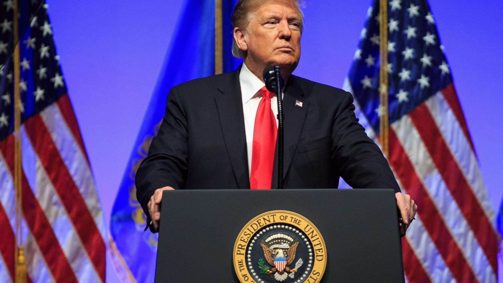 Immagine di Trump schiera 5mila soldati contro la Carovana dei migranti
