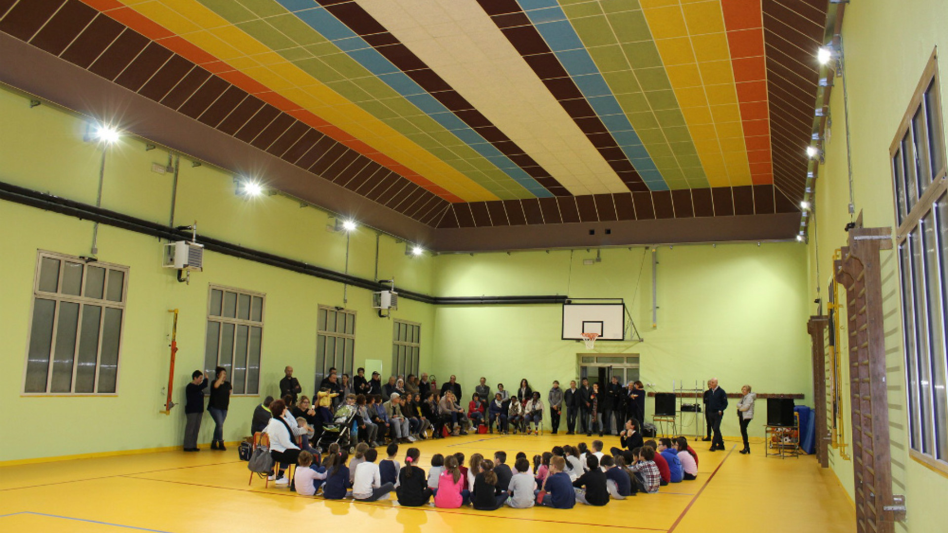 Immagine di Palestra della scuola Stradivari risanata e riqualificata
