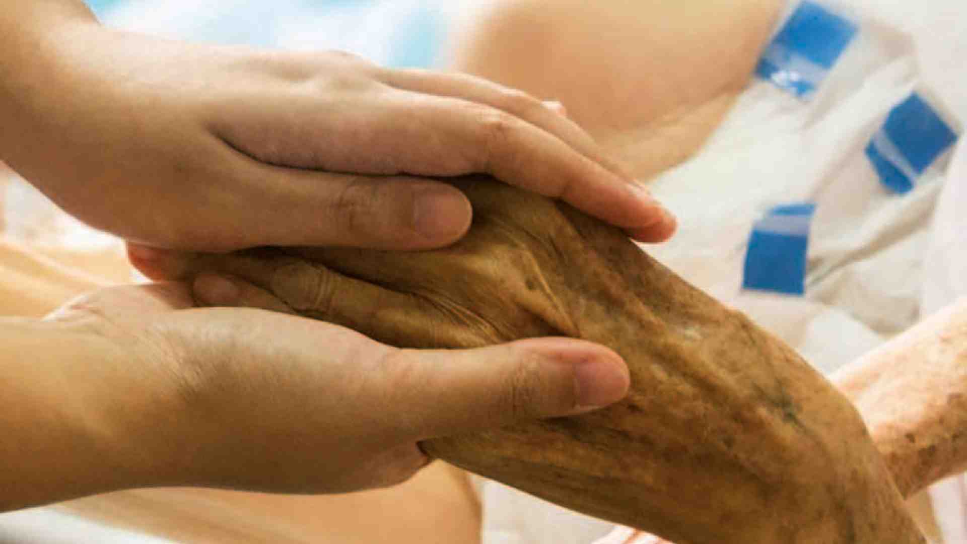 Immagine di Al "capolinea" con dignità e affetto
