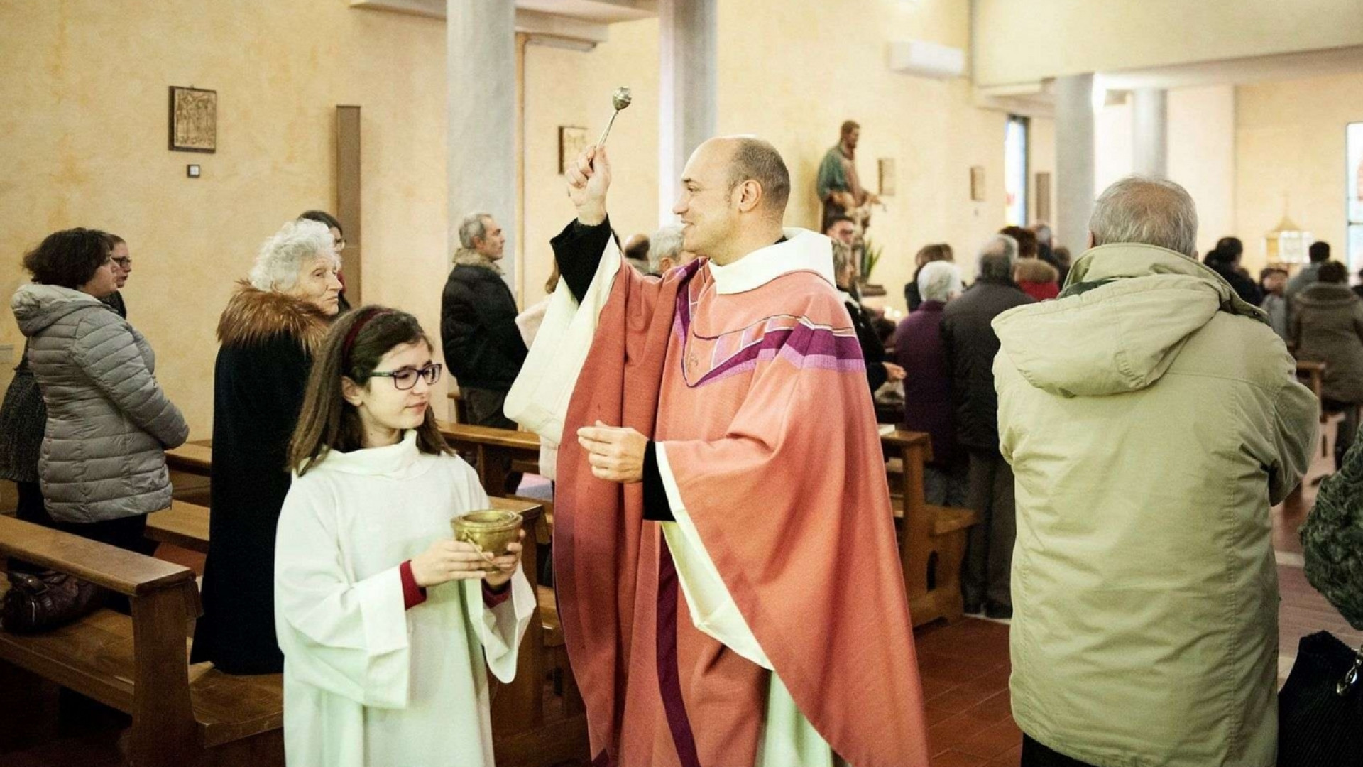 Immagine di L'Offerta per stare vicino ai sacerdoti: ecco come contribuire