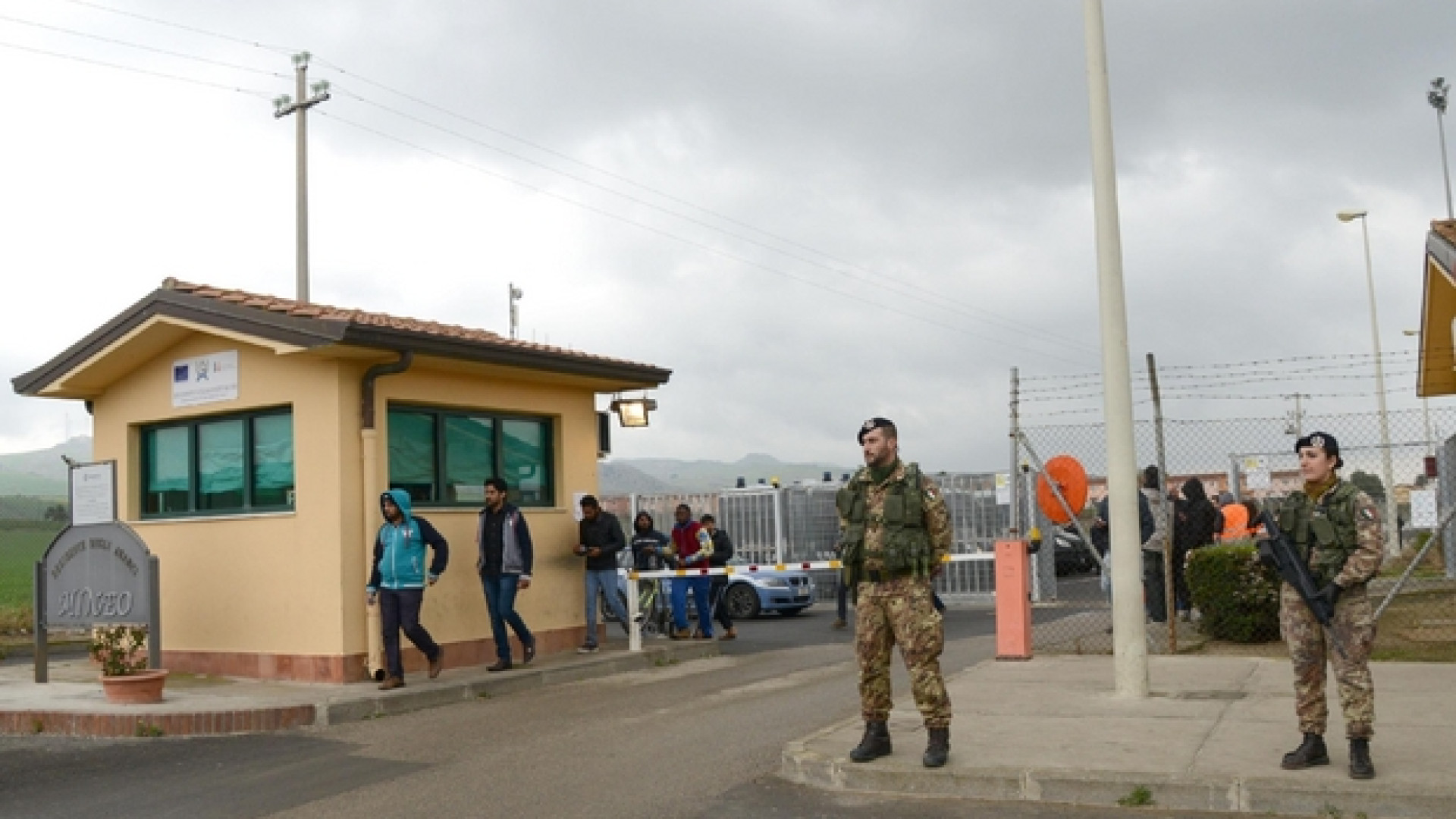 Immagine di A centinaia in strada, senza dimora. Pure i bimbi. È il «decreto sicurezza»