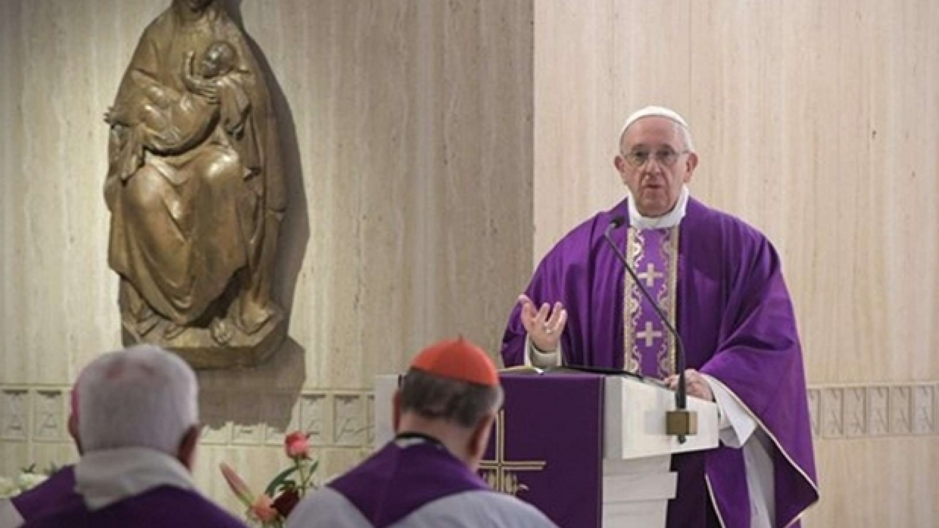 Immagine di Il Papa: prepararsi al Natale con il coraggio della fede