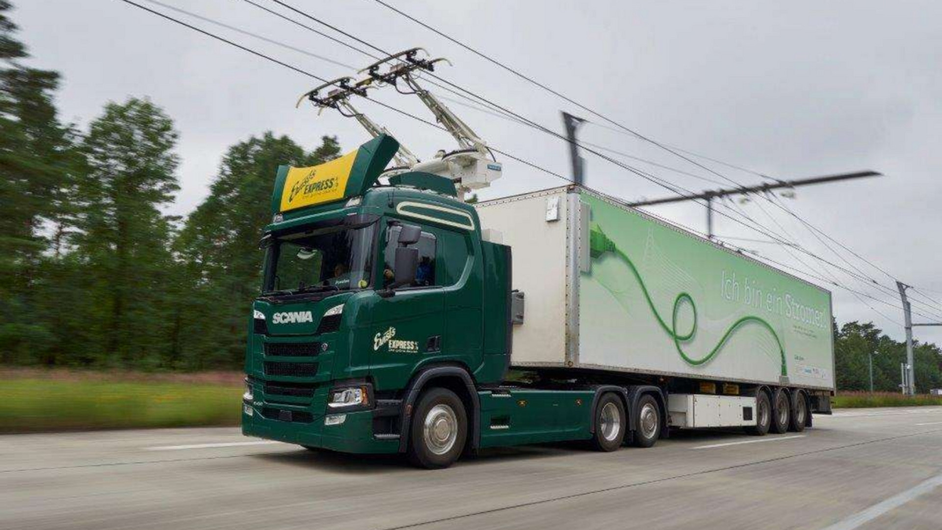 Immagine di Lungo la Brebemi si sperimenta il futuro dell'autostrada elettrica