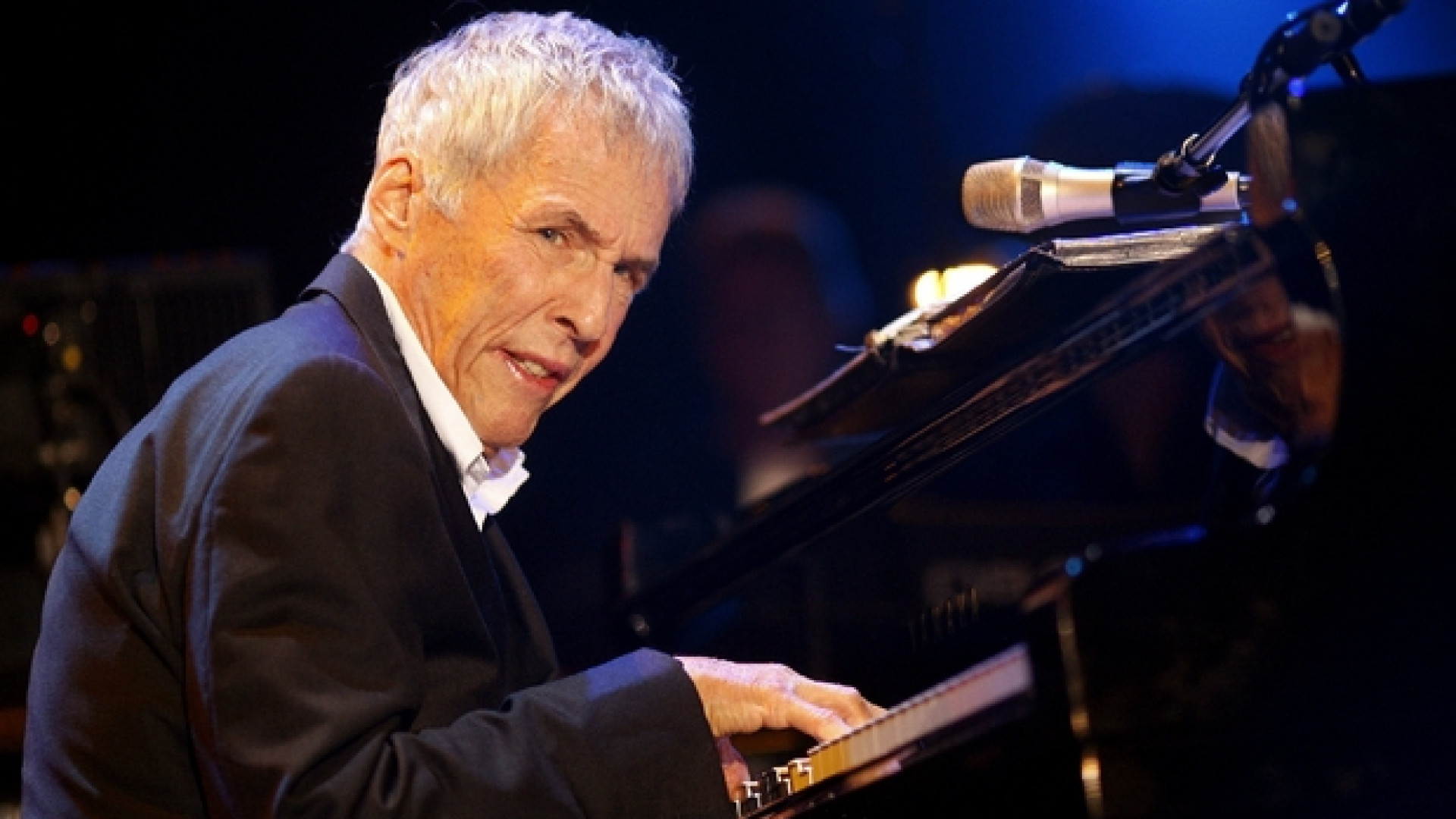 Immagine di Burt Bacharach, colonna sonora di ogni Natale