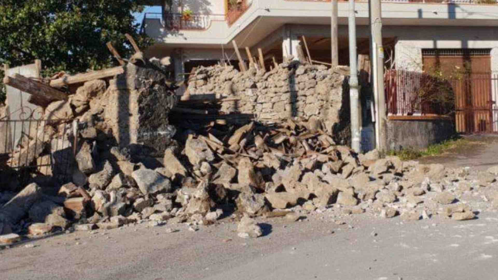 Immagine di Terremoto a Catania, crolli e feriti. La Chiesa di Sicilia si mobilita: “Vogliamo assicurare serenità alla nostra gente”