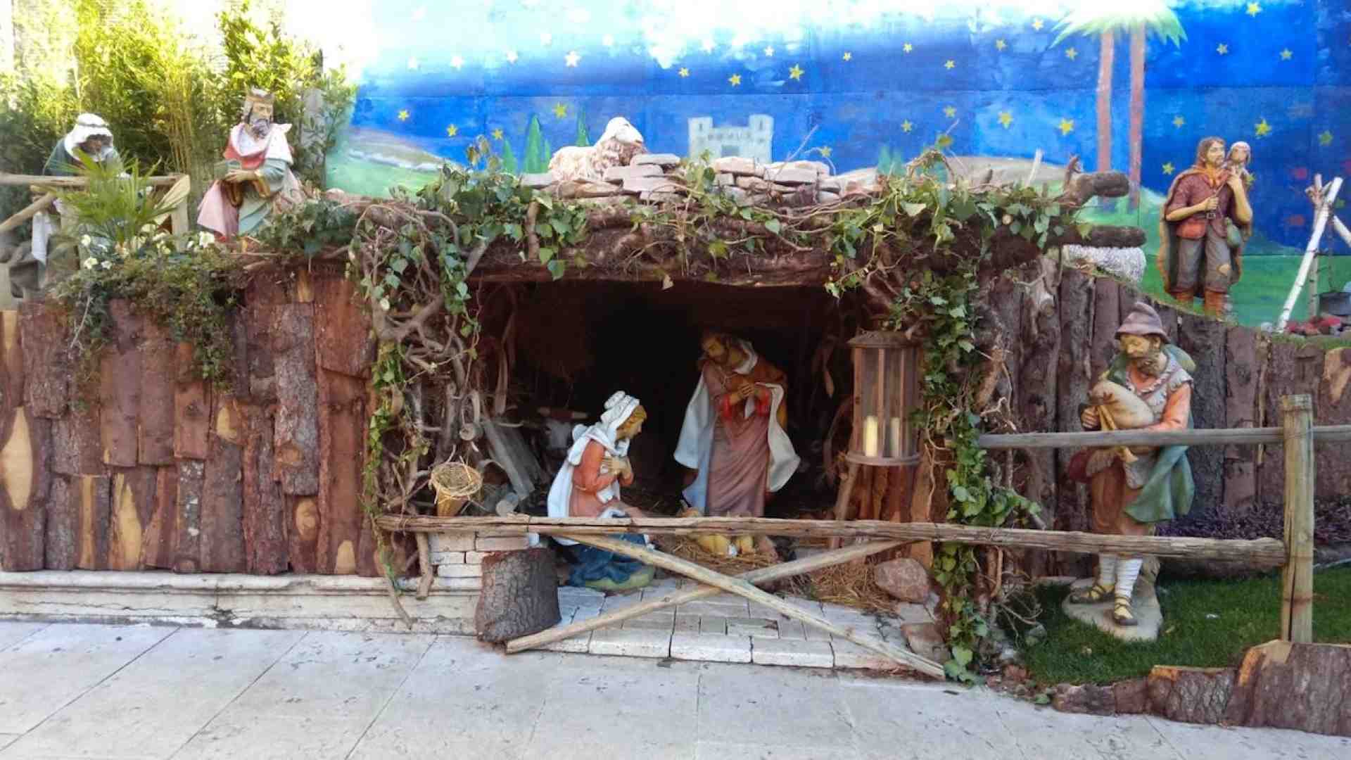 Immagine di A Caprino la natività realizzata da genitori e bimbi di quarta