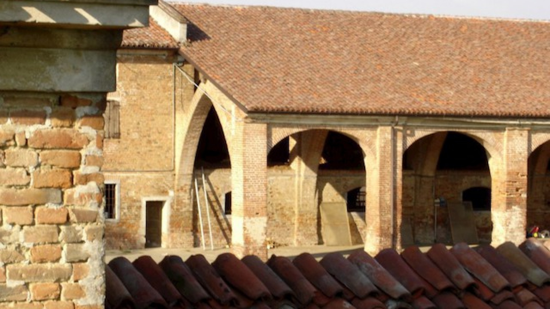 Immagine di Cascina cremonese: fantasmi in muratura, valori da ripensare