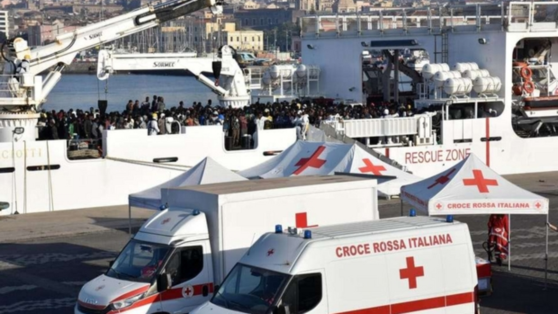 Immagine di Ecco le carte con cui il governo smentisce Salvini: «Porti mai stati chiusi»