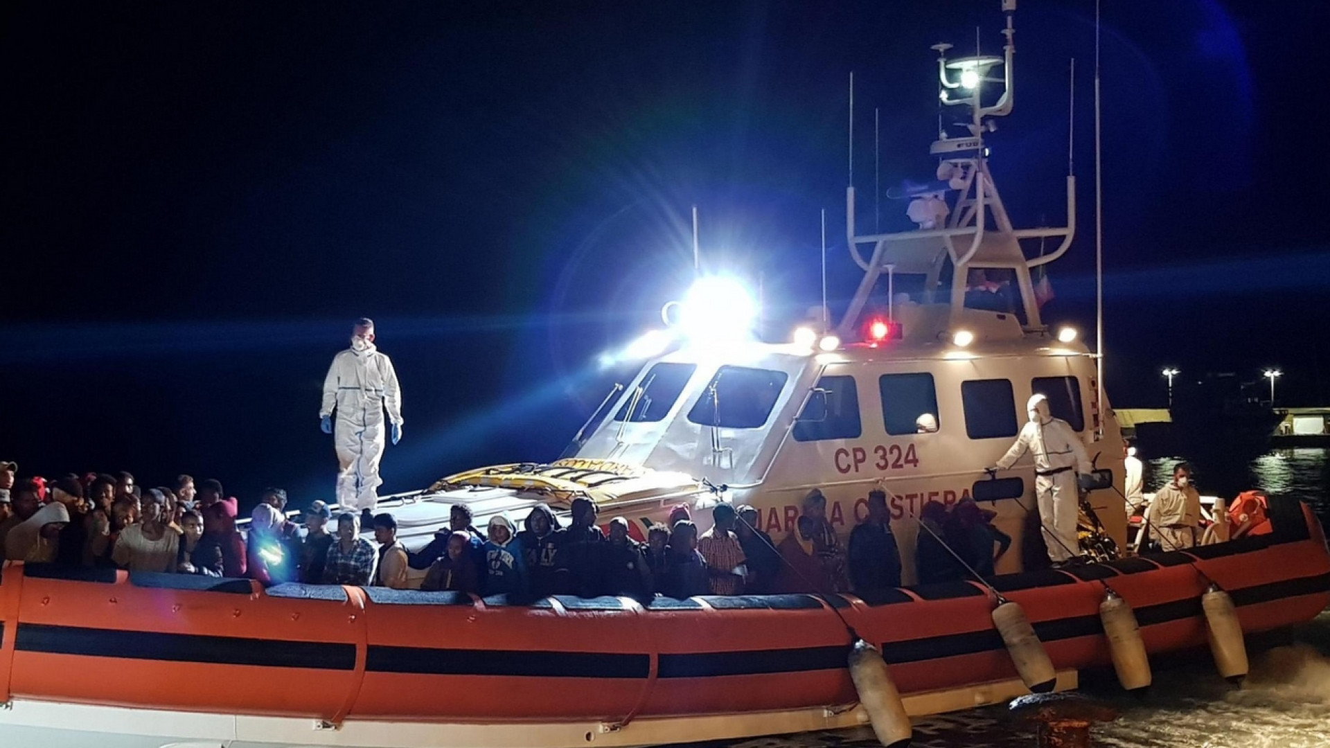 Immagine di Lampedusa, sbarcate 68 persone partite dalla Libia