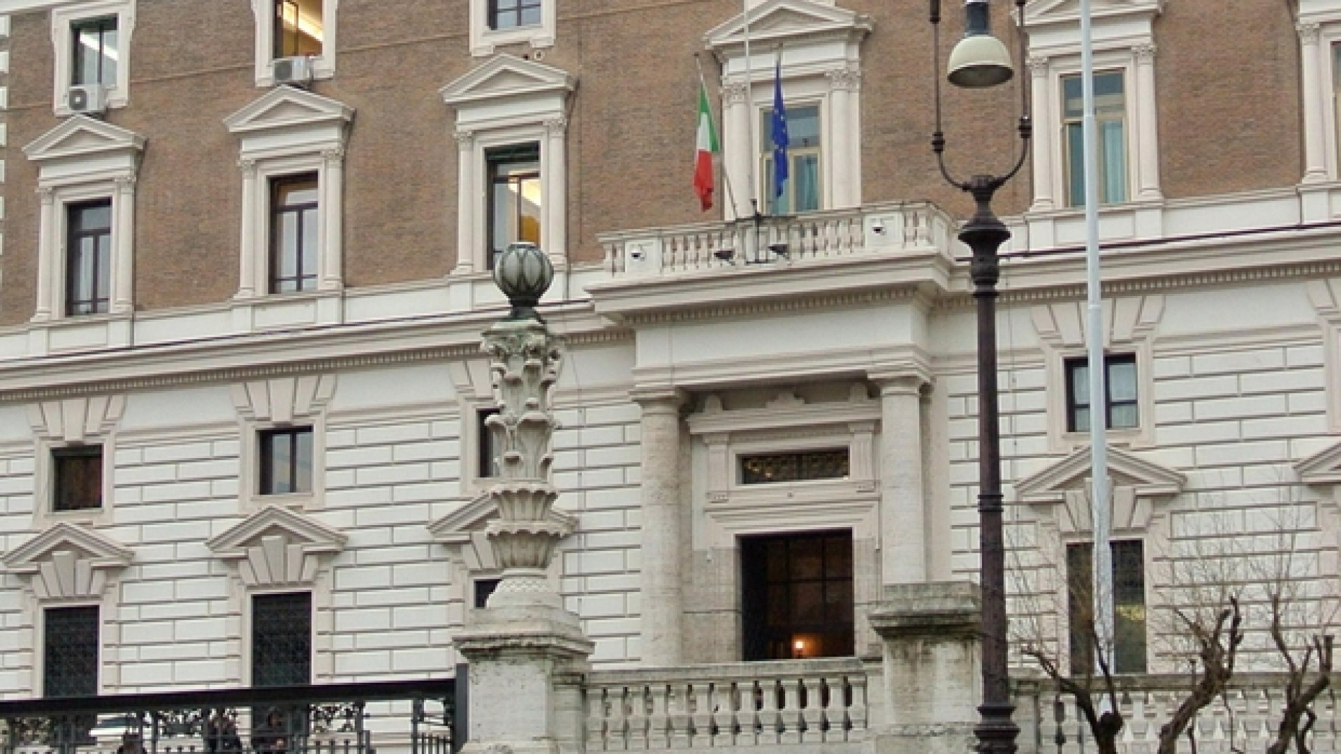 Immagine di Viminale, caccia a trenta latitanti
