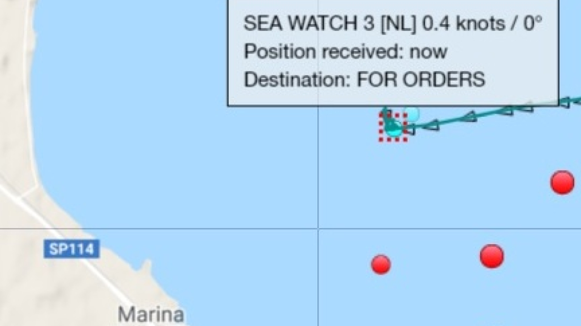 Immagine di Sea Watch a pochi metri da Melilli (Siracusa). Nessun ordine di "porto chiuso"
