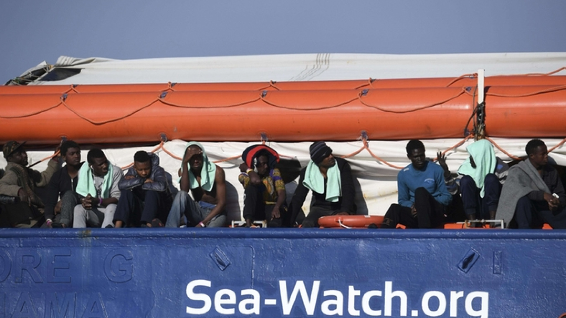 Immagine di Sea Watch, 5 Paesi per i migranti.