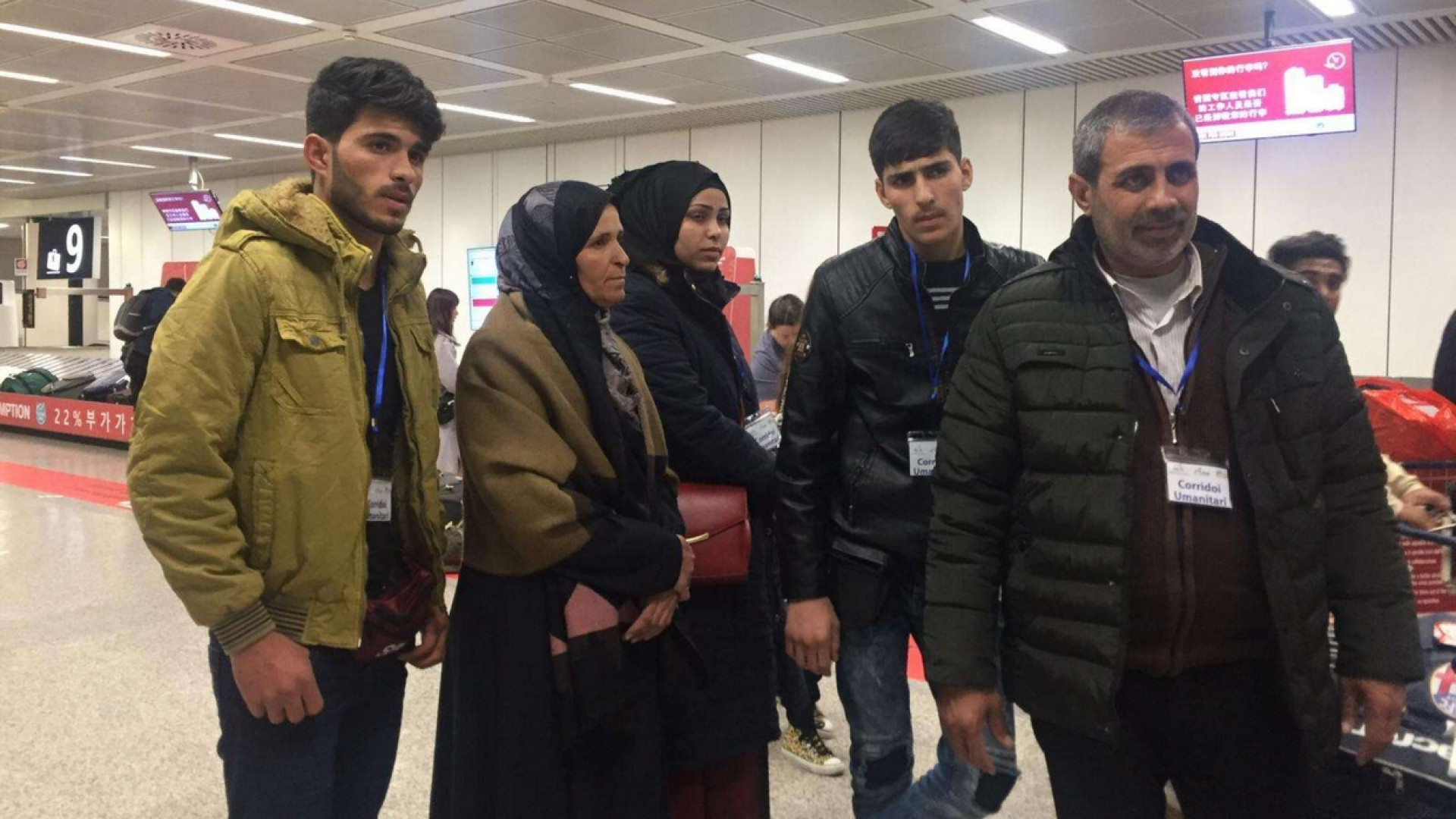 Immagine di In salvo a Roma la famiglia siriana di profughi con sette figli