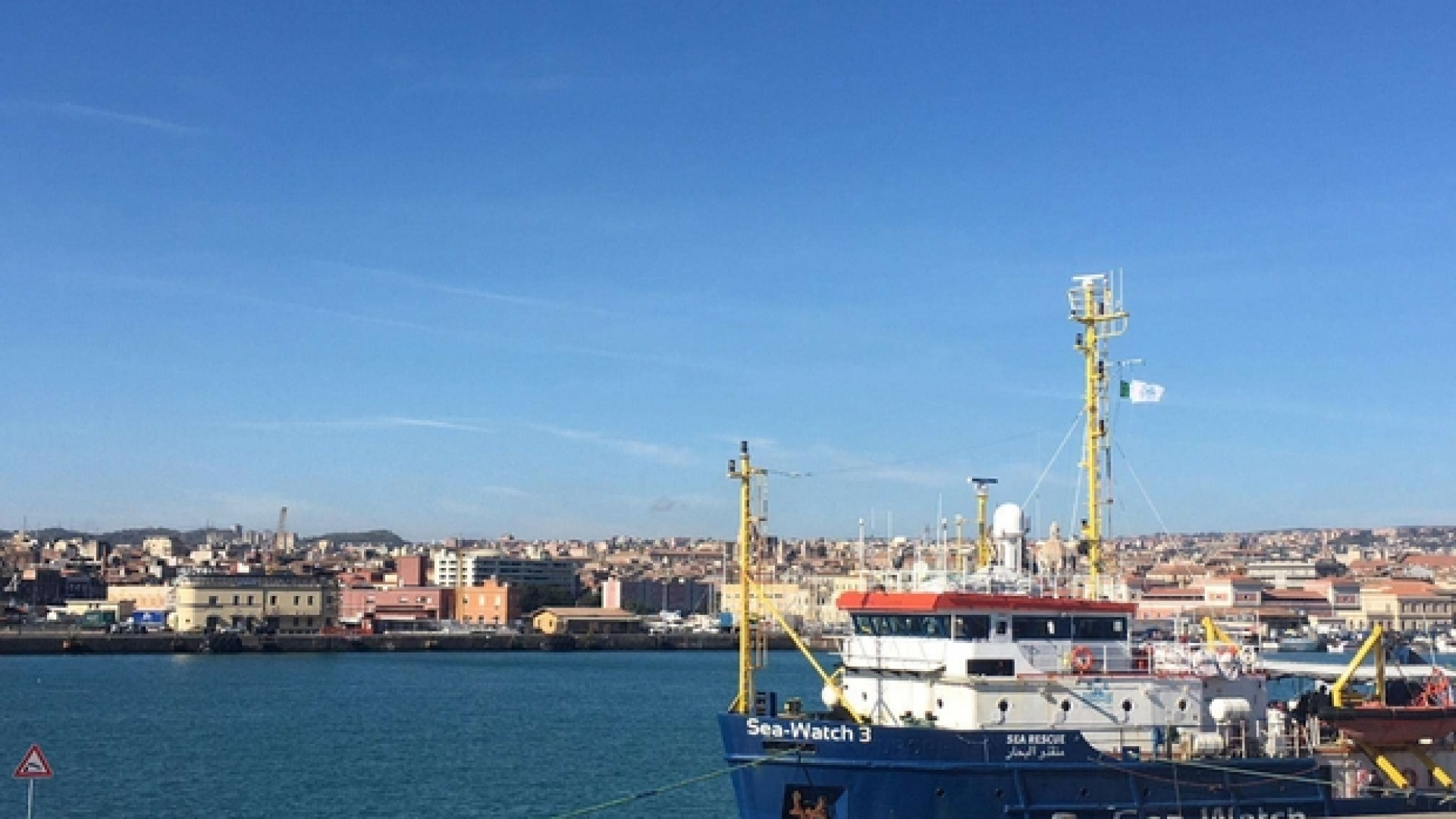 Immagine di Migranti, la Procura di Catania: nessun rilievo penale contro Sea Watch