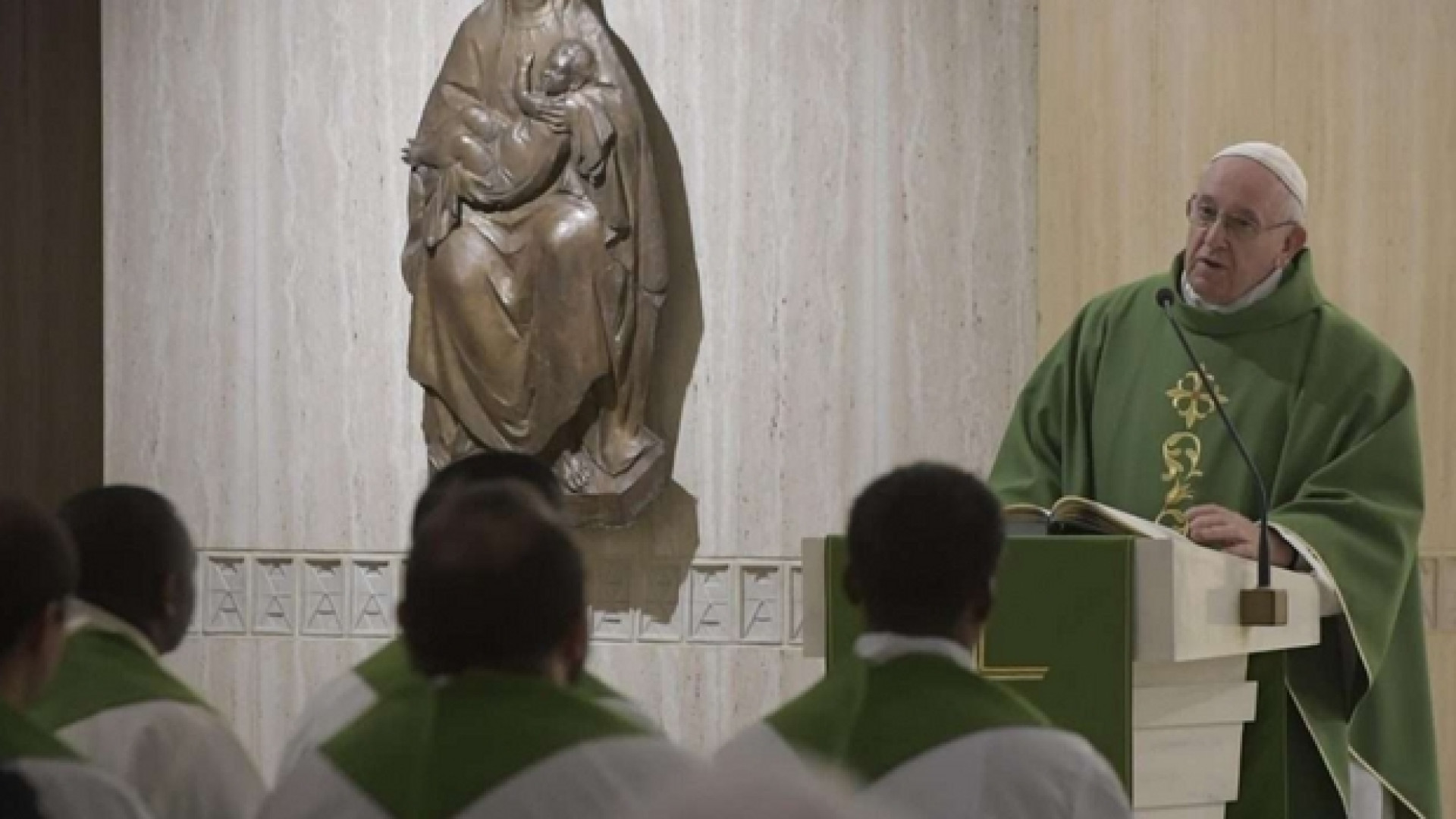 Immagine di Papa: umiltà e mitezza per aprire il cuore degli altri