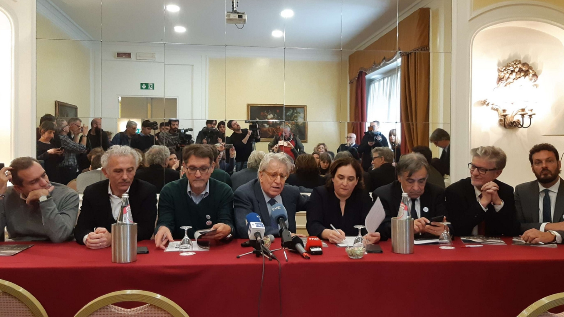 Immagine di Città solidali: patto tra sindaci spagnoli e italiani. Udienza col Papa
