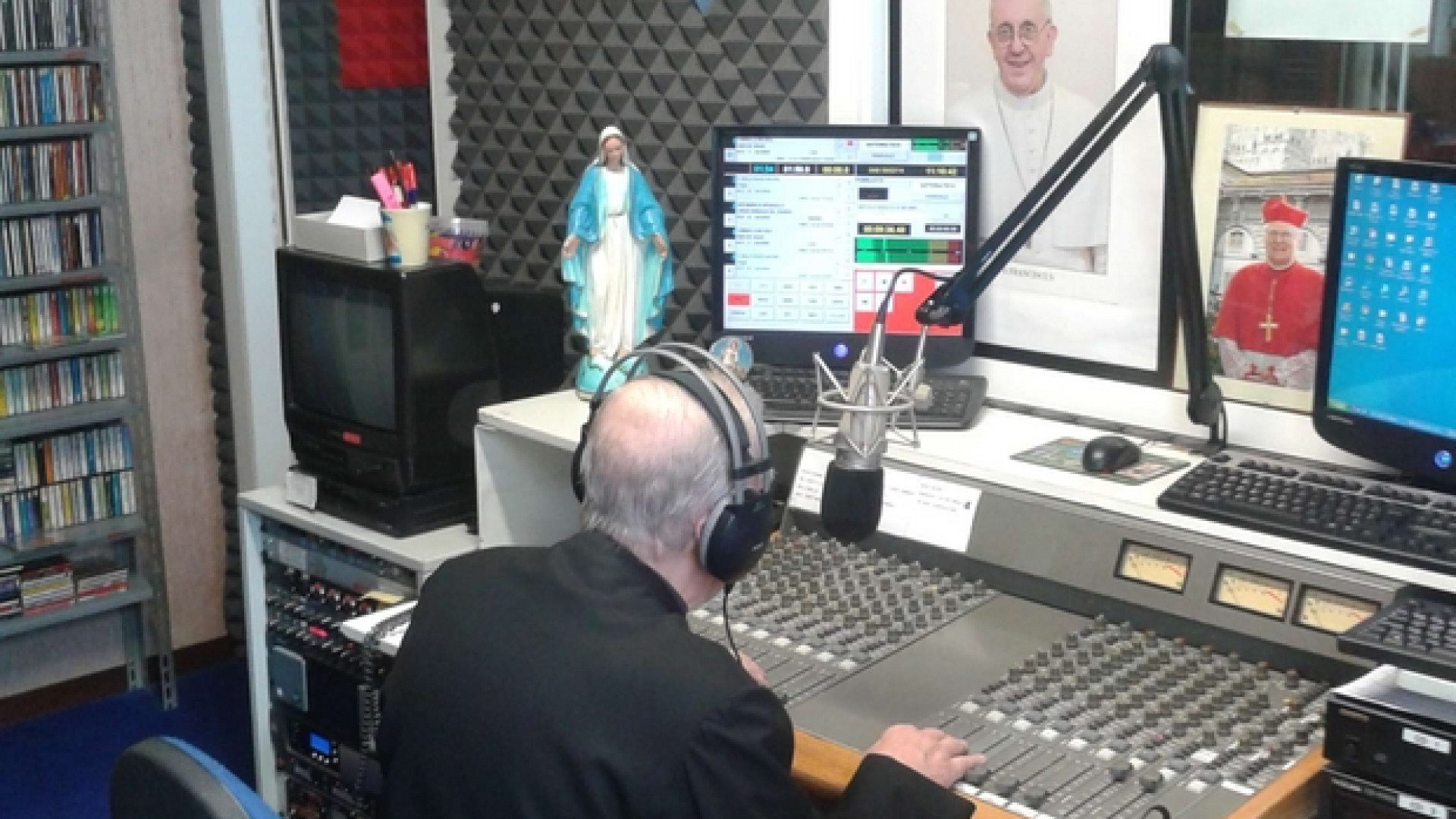 Immagine di Con Radio Mater c’è «la Chiesa in casa»