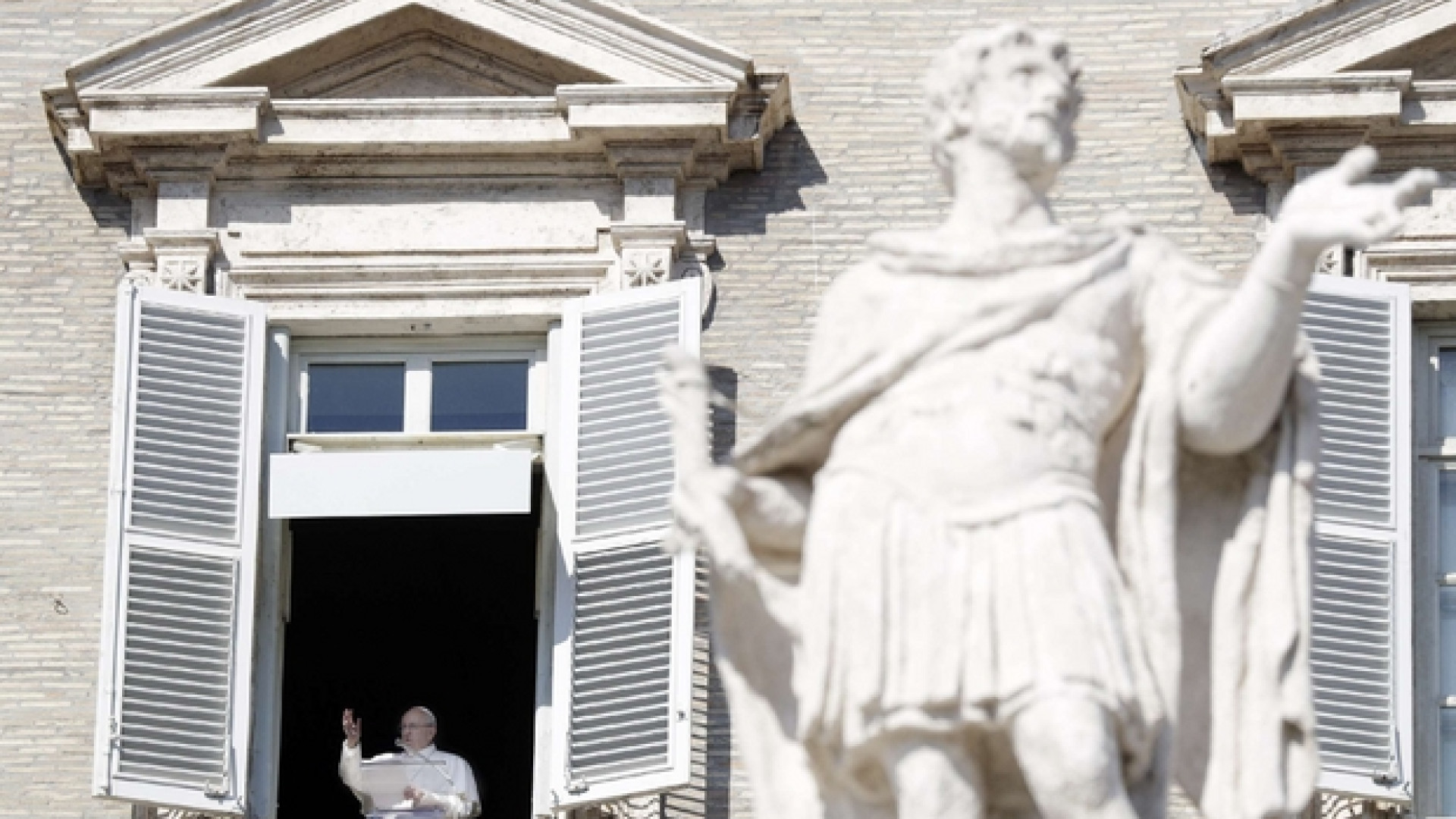 Immagine di Il Papa: la gioia è condividere i nostri beni, non farne degli idoli