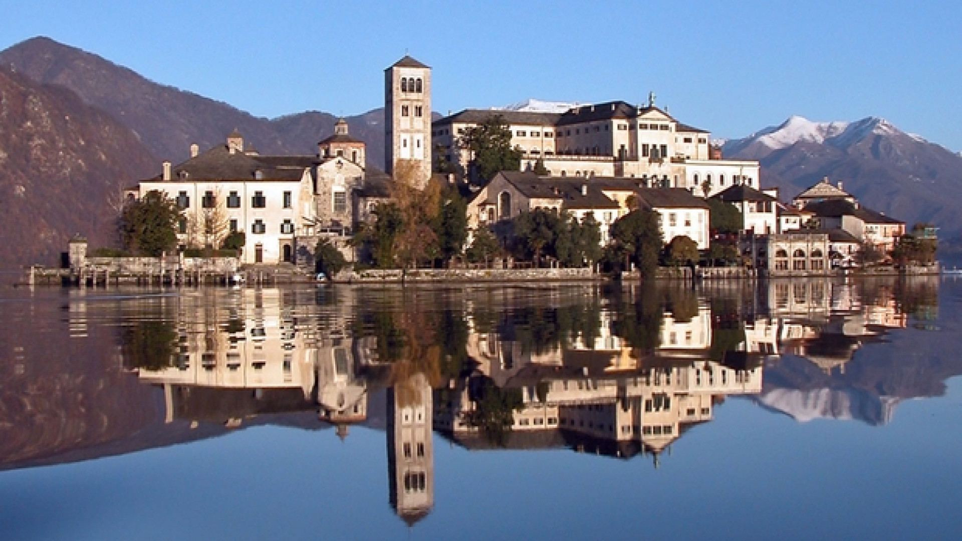 Immagine di La clausura? È sul lago