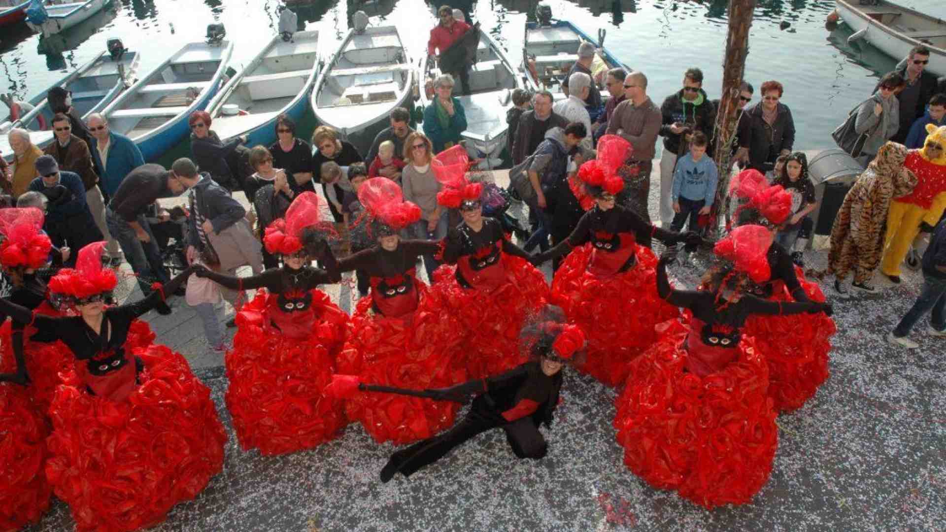 Immagine di Bardolino: torna il carnevale di Bacco e Arianna