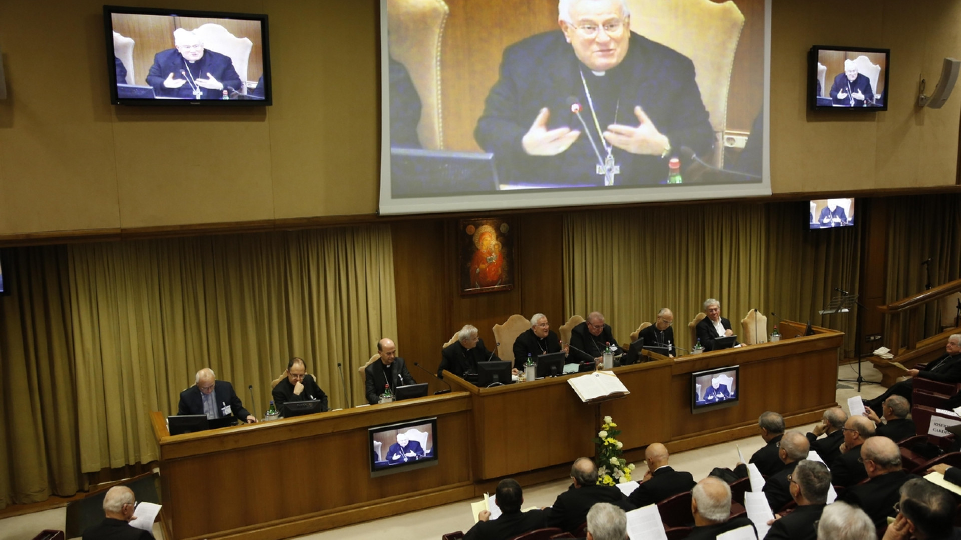 Immagine di Bassetti e Russo: al vaglio il dovere di denuncia contro gli abusi