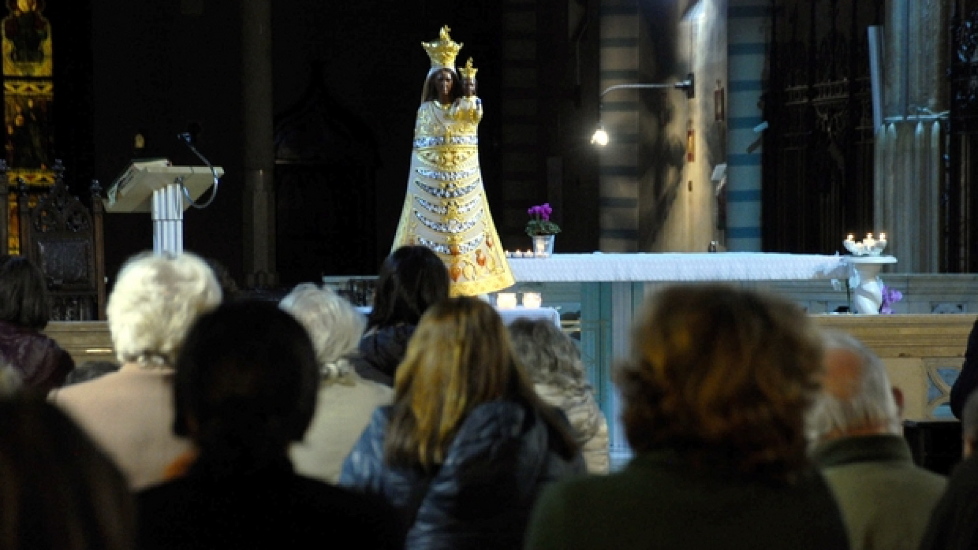 Immagine di Papa Francesco sarà a Loreto il 25 marzo : il programma