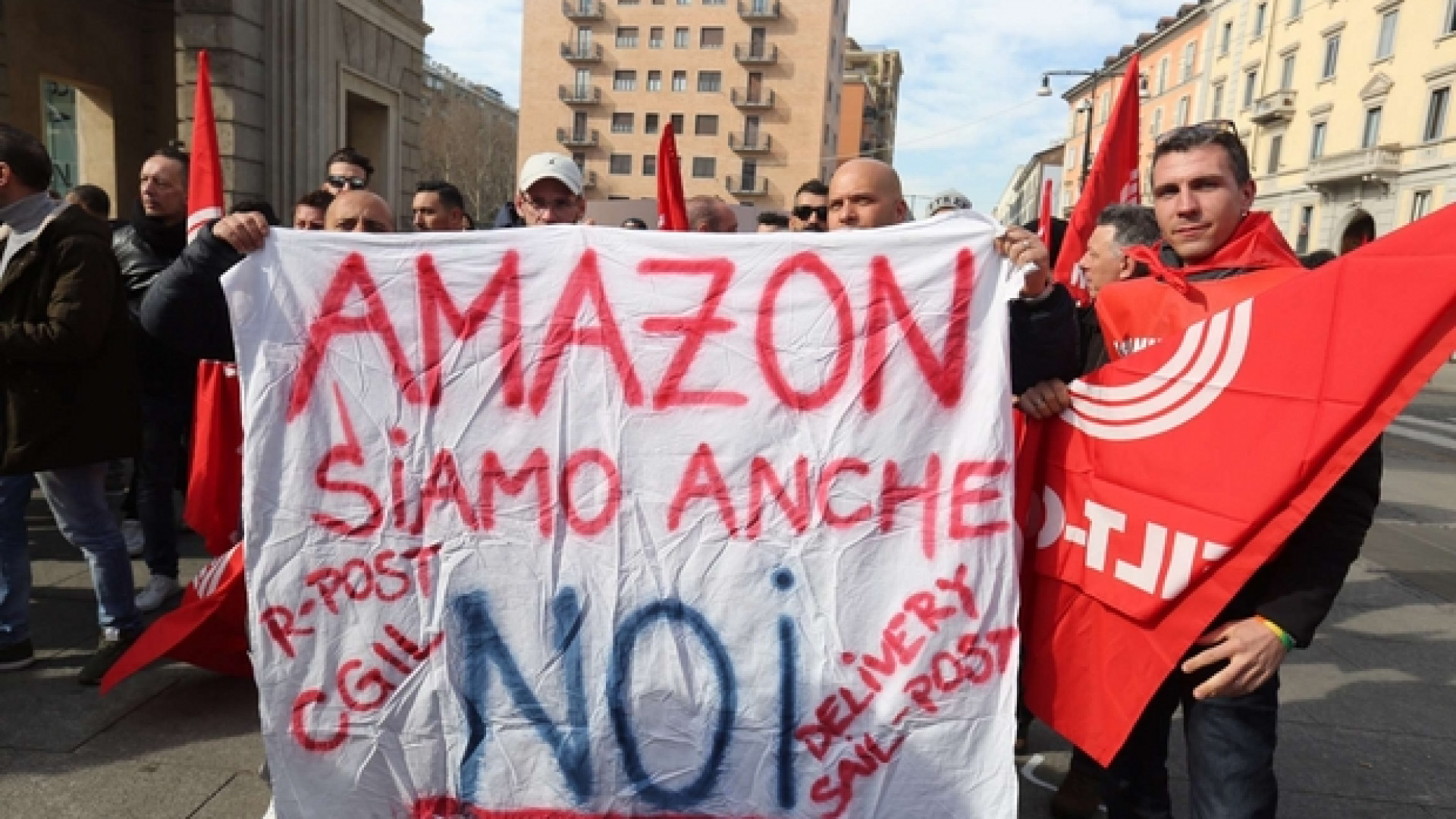 Immagine di La protesta dei driver a Milano: ritmi di consegna frenetici