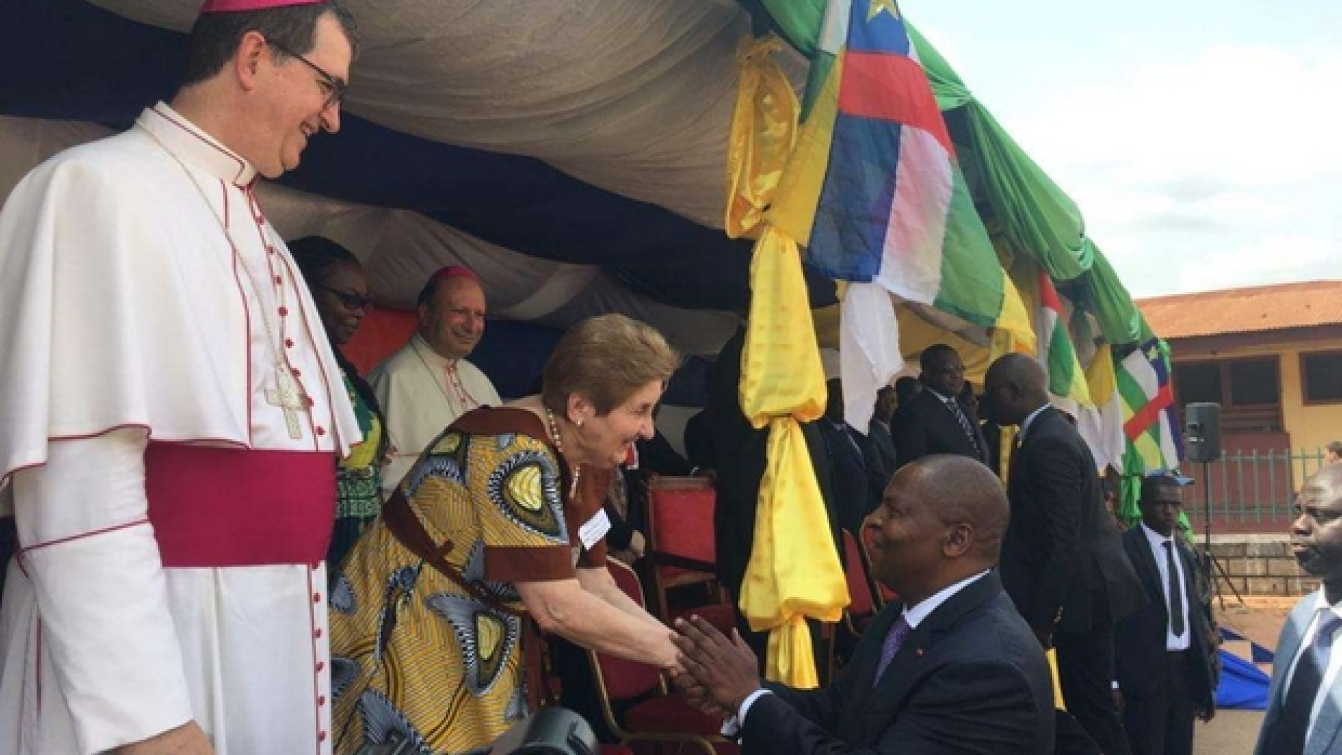 Immagine di Apre a Bangui il centro per bambini malnutriti voluto da papa Francesco