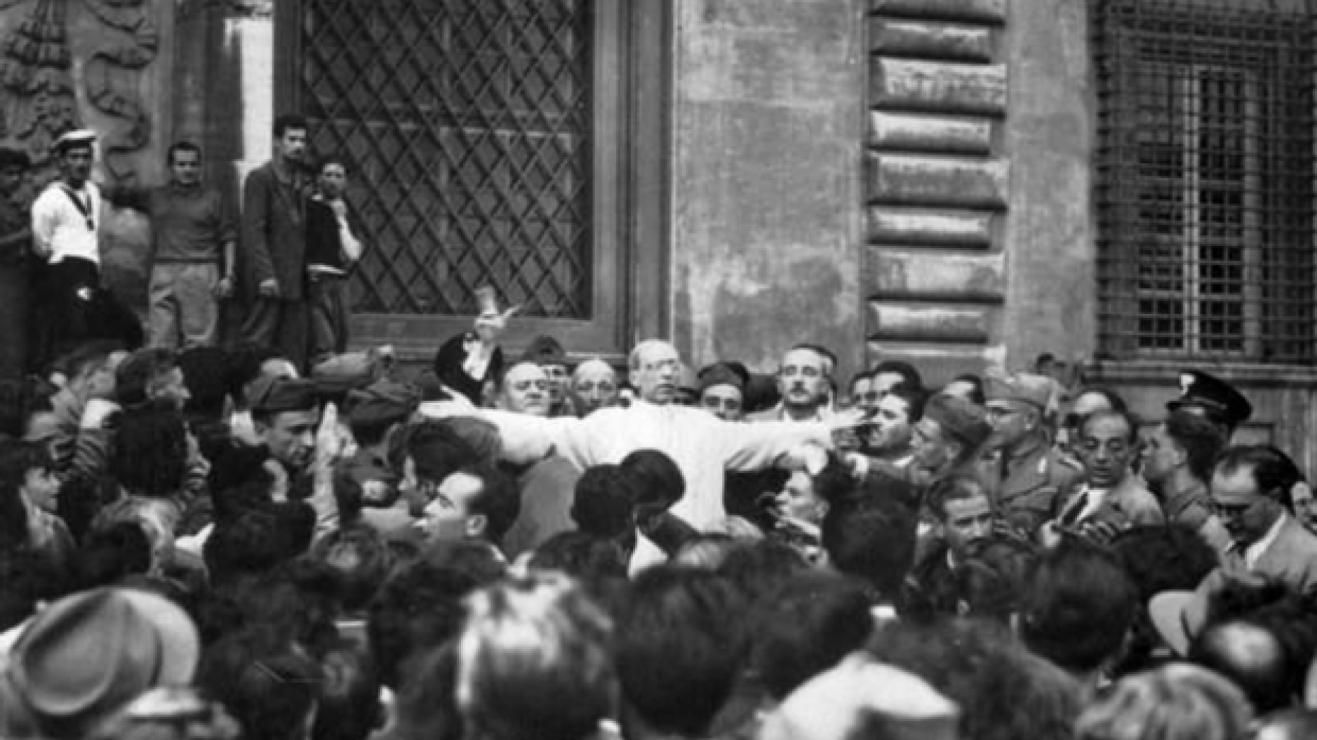 Immagine di Il Papa apre gli archivi su Pio XII
