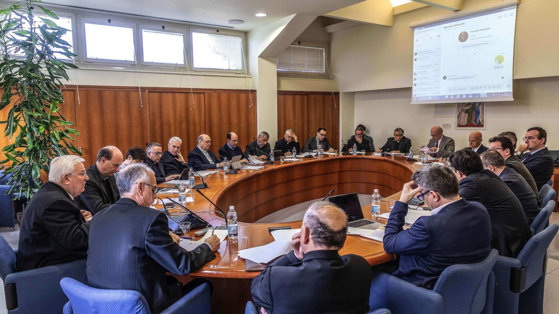 Immagine di «Mediterraneo, frontiera di pace»: a Bari i vescovi di tre continenti