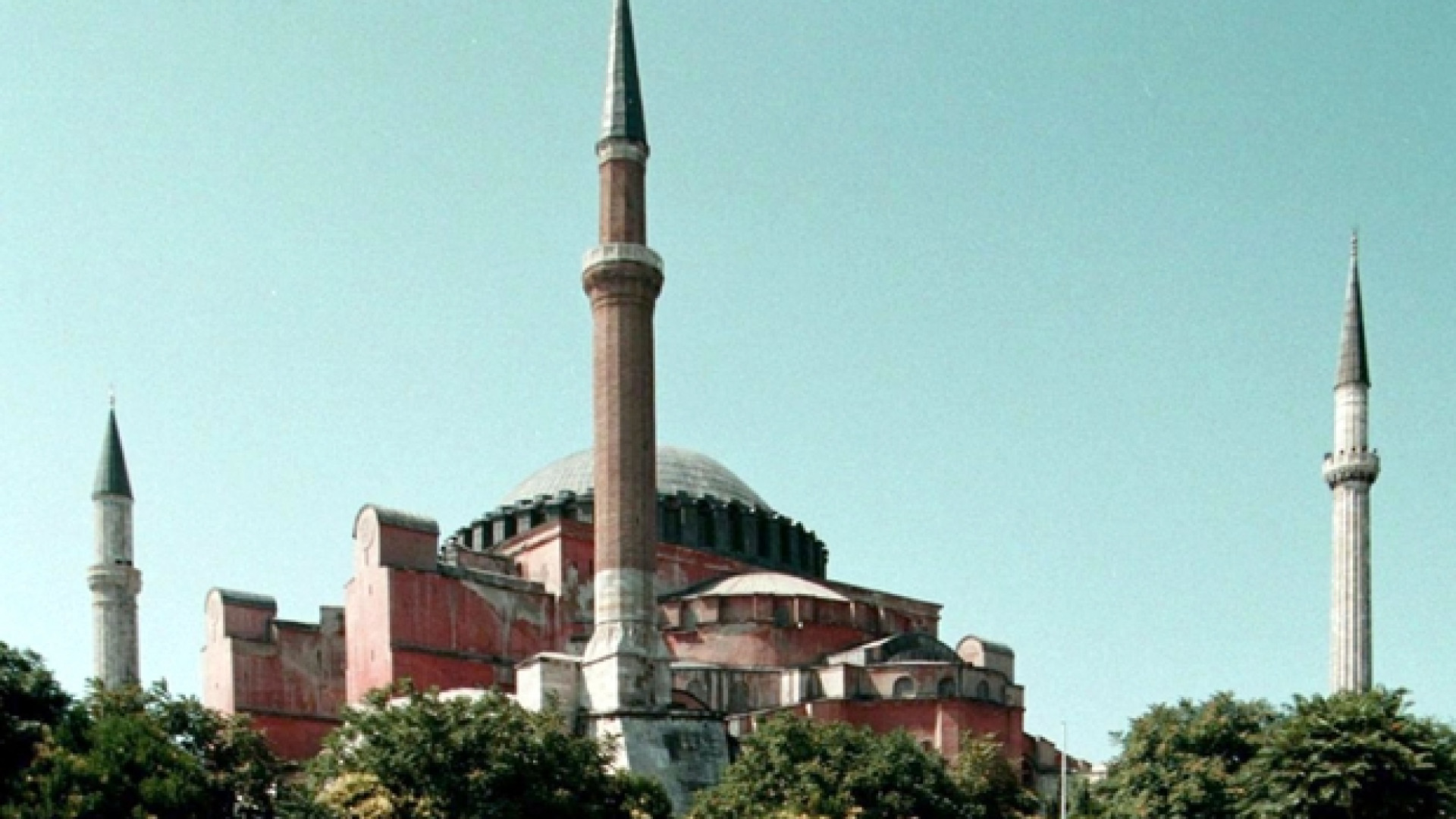 Immagine di Erdogan: «Santa Sofia sarà una moschea»