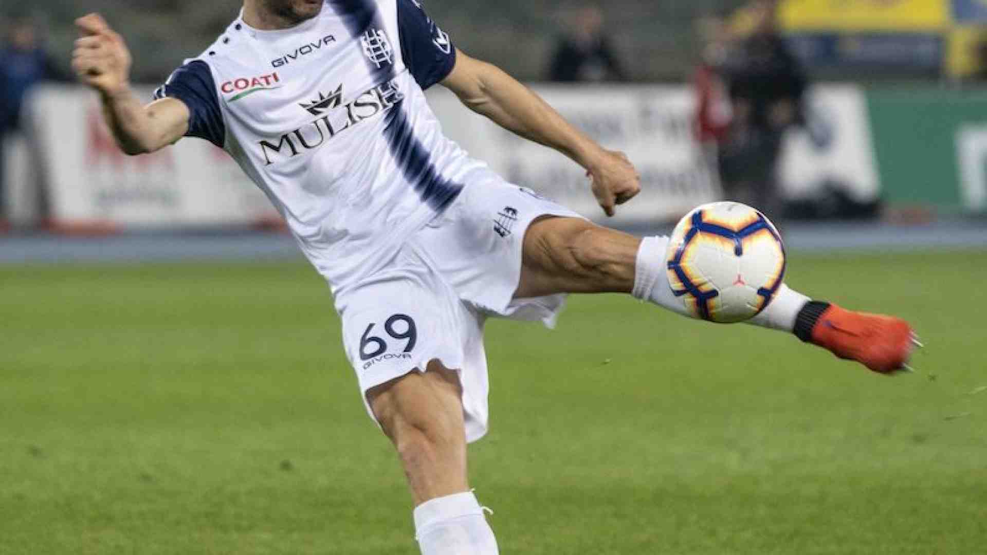 Immagine di Al Cagliari degli ex basta un tempo per affondare il Chievo: 0-3