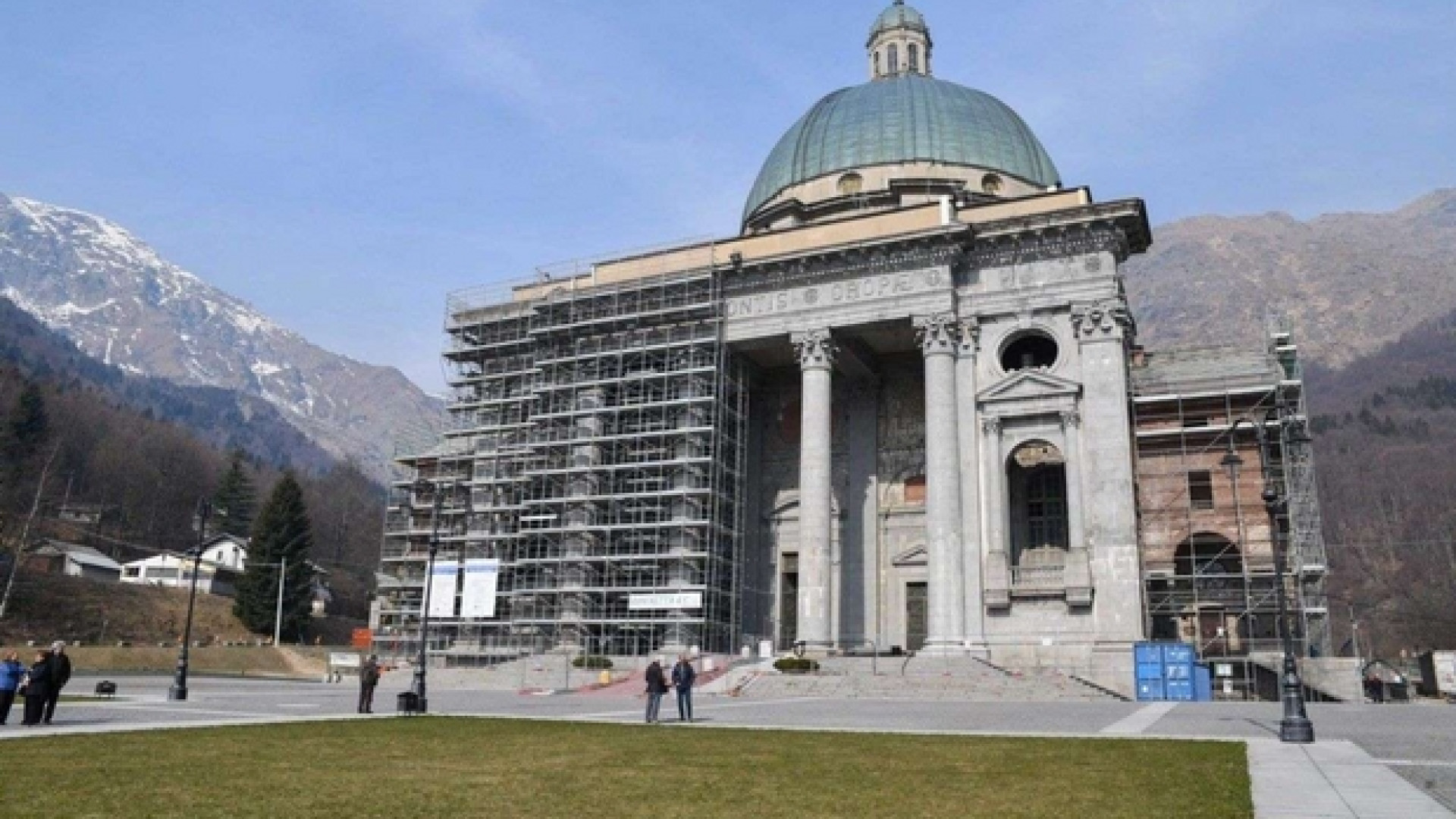 Immagine di Santuario di Oropa, restauri nel 500° dell'incoronazione della Madonna nera